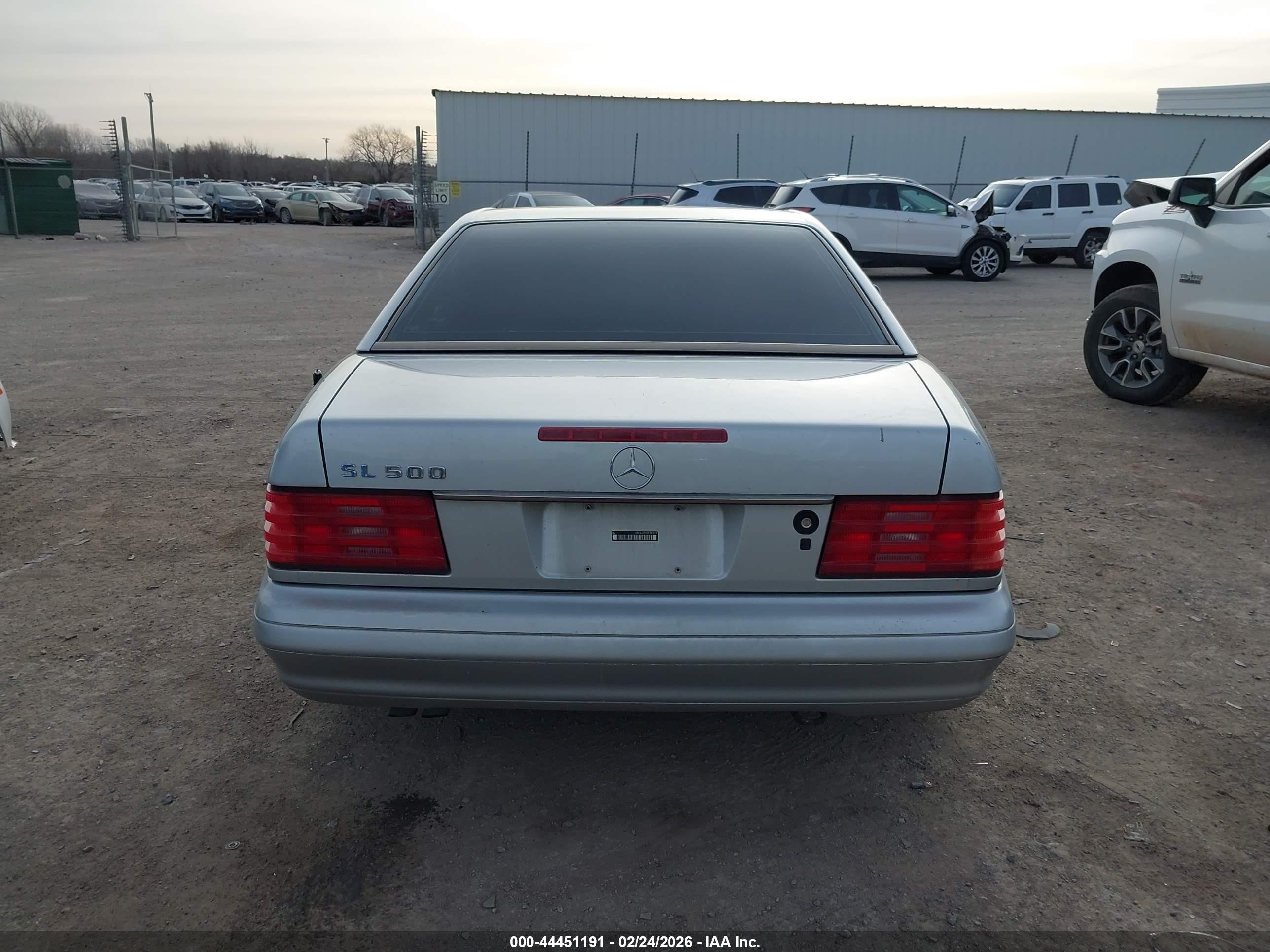 1997 Mercedes-benz Sl 500   Silver vin: WDBFA67F6VF141677