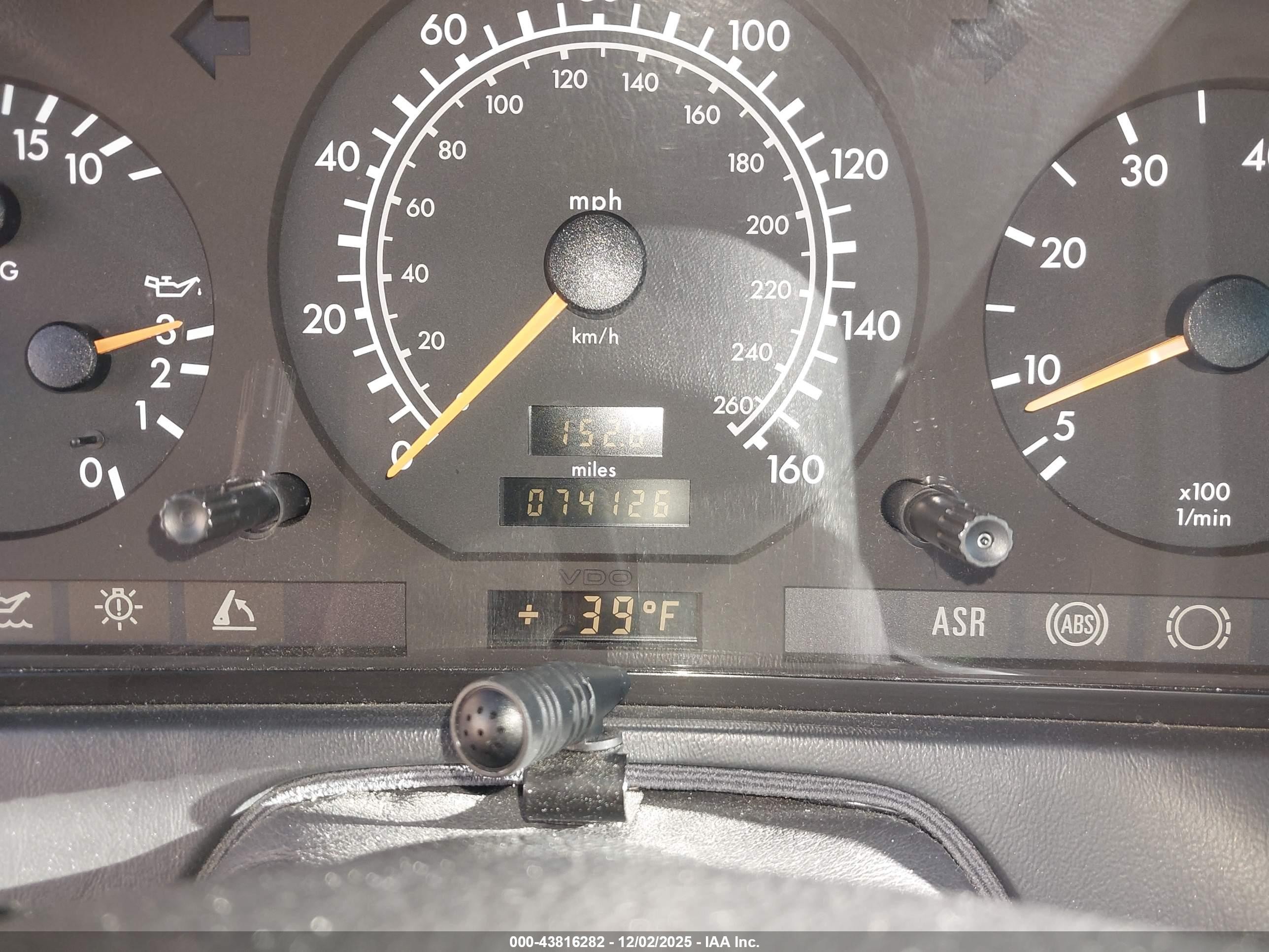 1997 Mercedes-benz Sl 500   Blue vin: WDBFA67F6VF144658