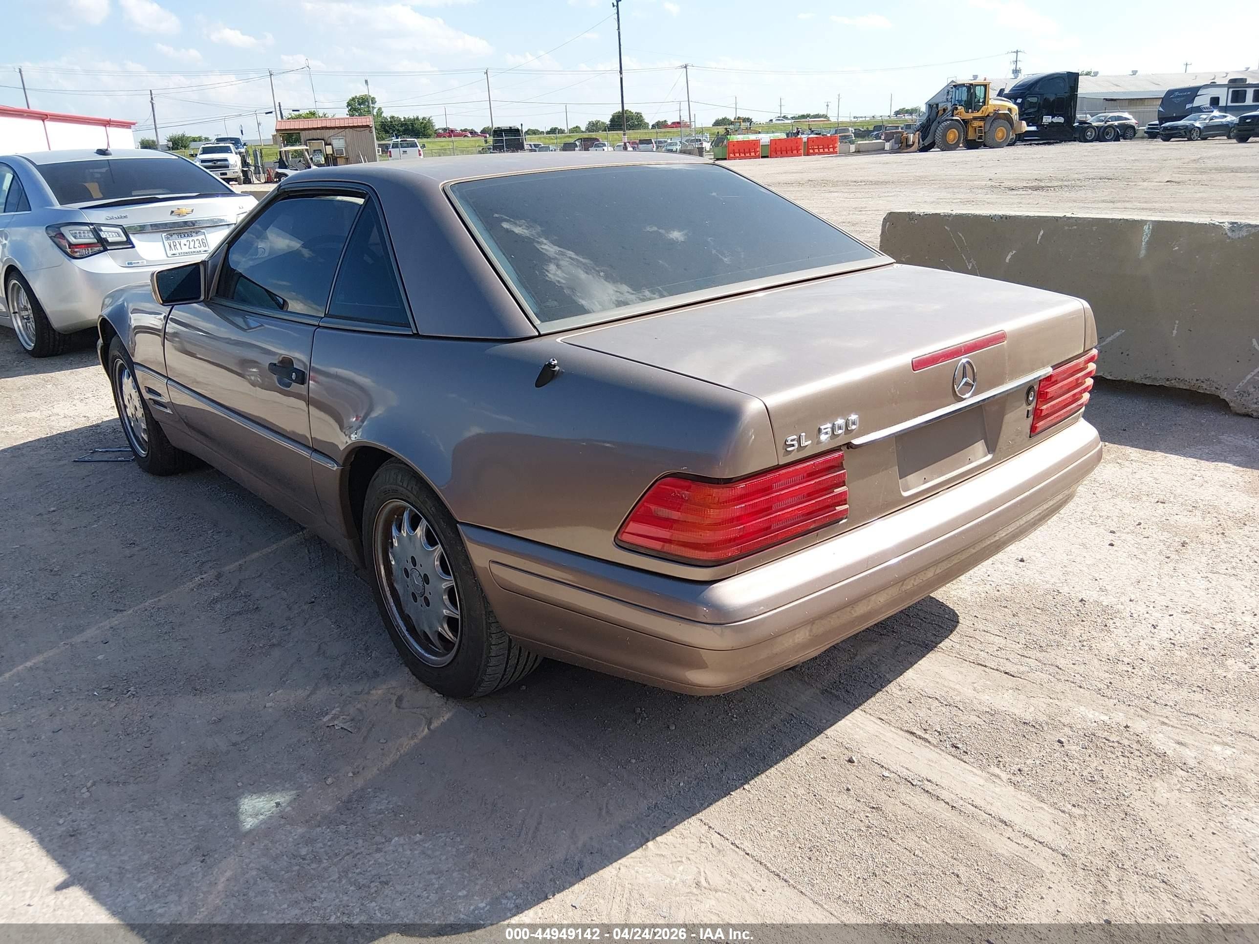 1997 Mercedes-benz Sl 500   Beige vin: WDBFA67F7VF142479