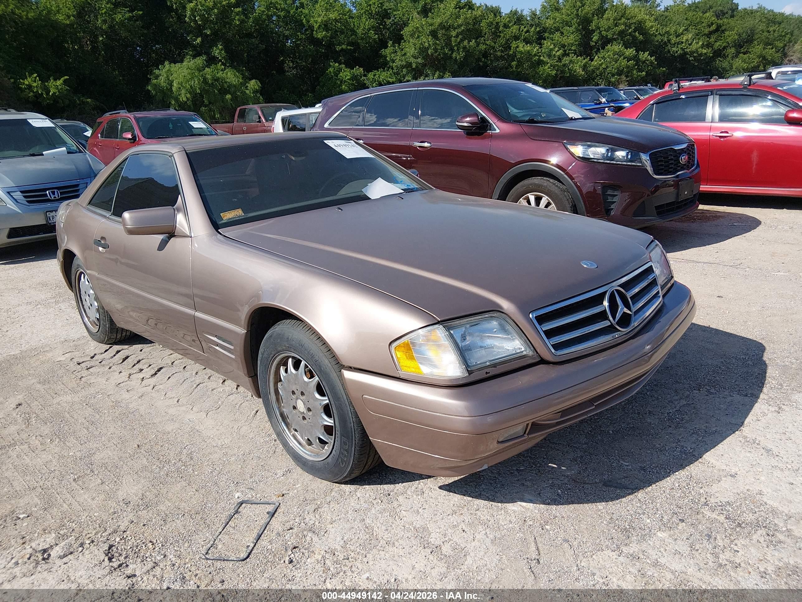1997 Mercedes-benz Sl 500   Beige vin: WDBFA67F7VF142479
