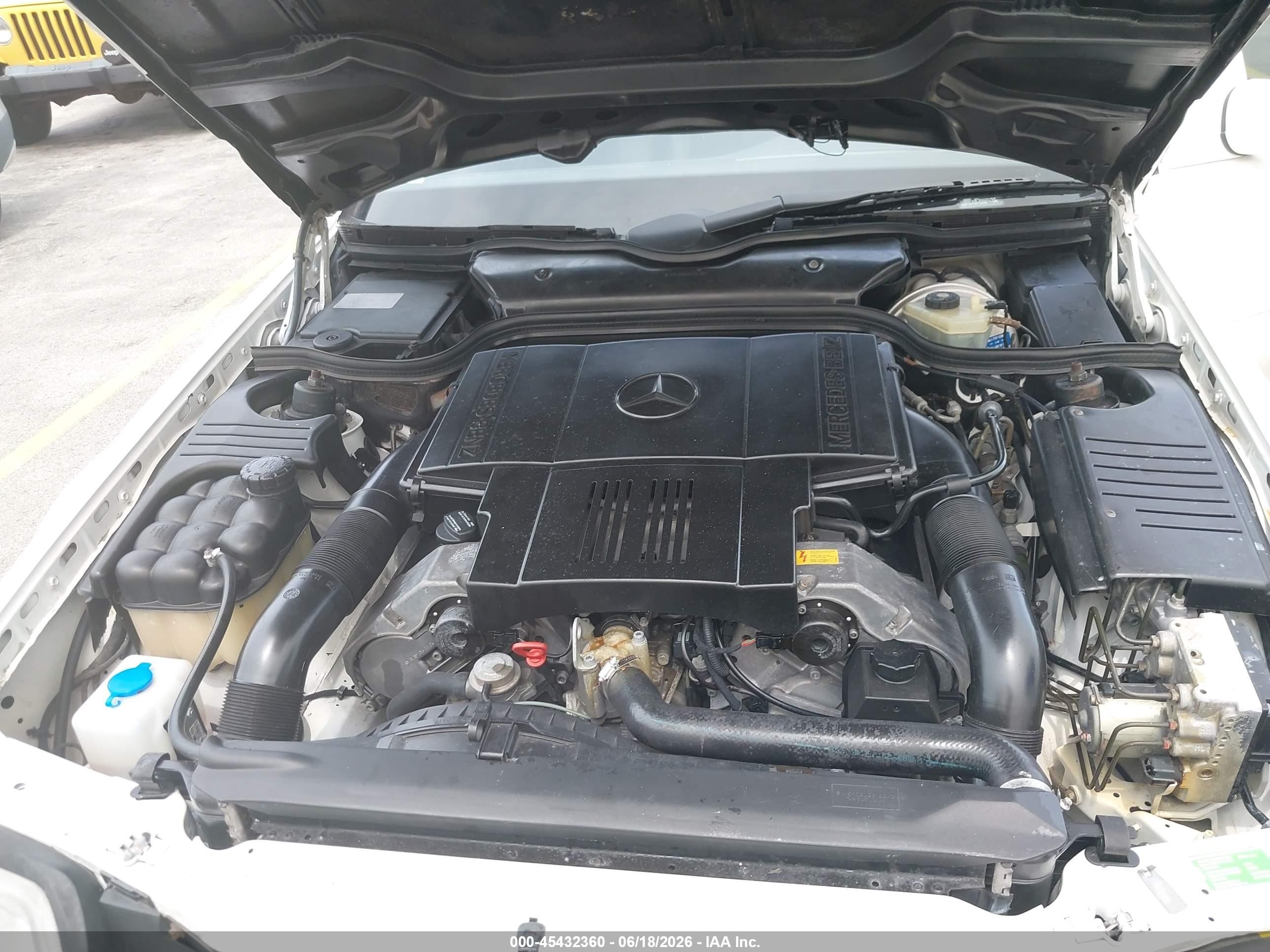 1997 Mercedes-benz Sl 500   White vin: WDBFA67F9VF142564