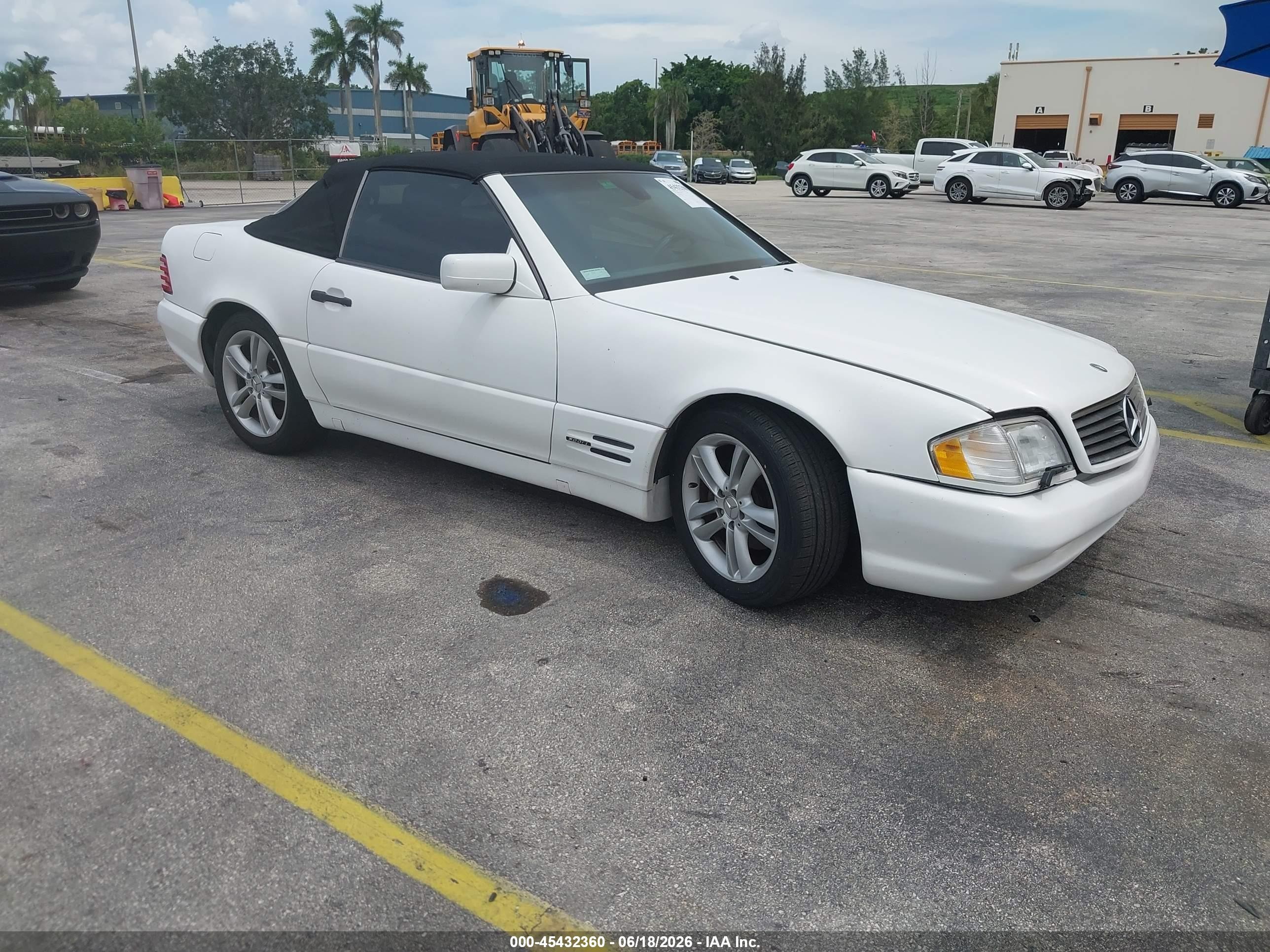 1997 Mercedes-benz Sl 500   White vin: WDBFA67F9VF142564