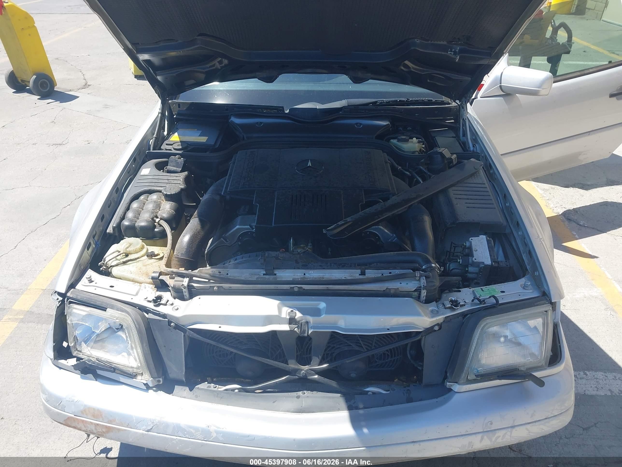 1998 Mercedes-benz Sl 500   Gray vin: WDBFA67F9WF152657