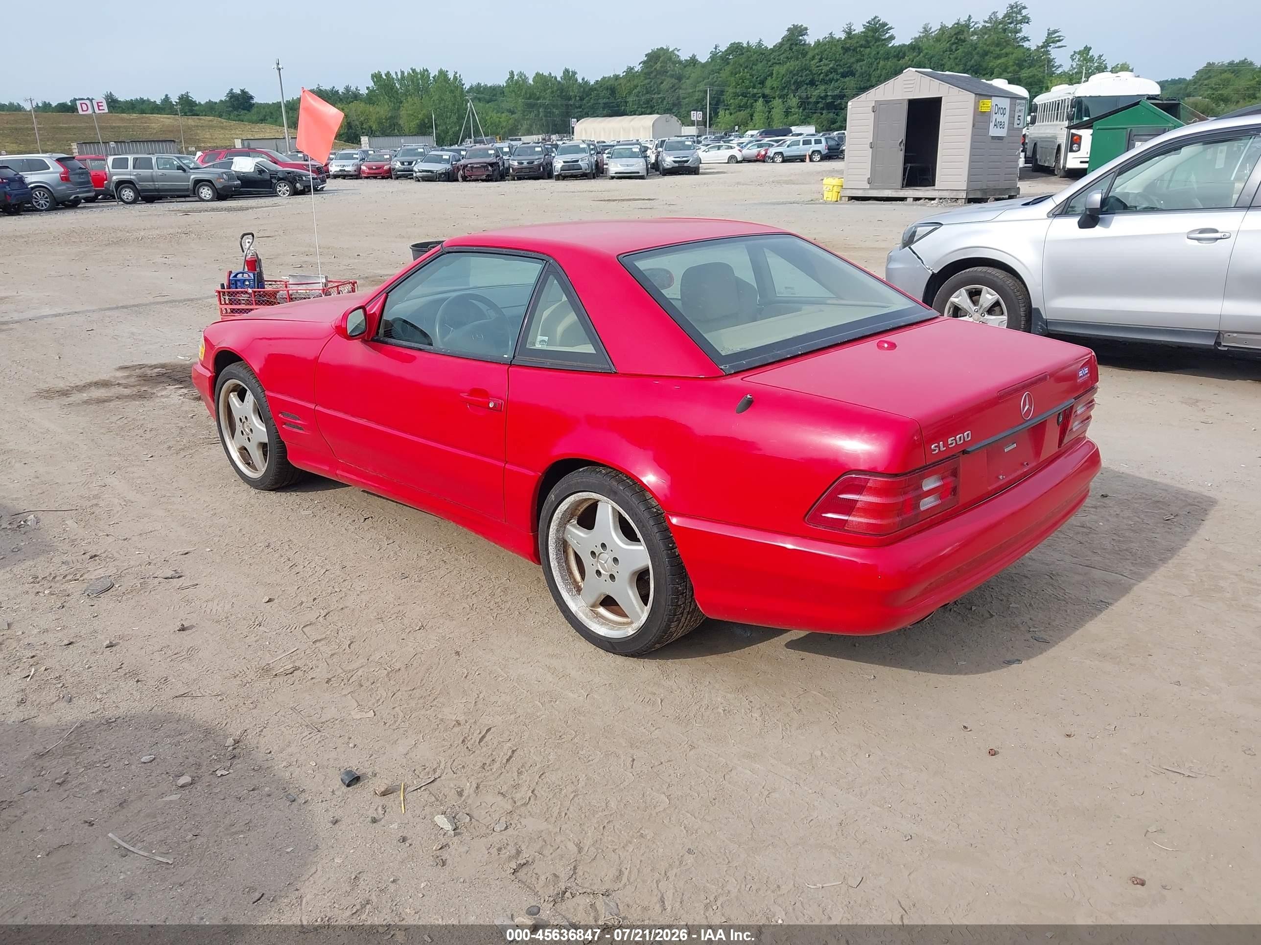 2002 Mercedes-benz Sl 500   Red vin: WDBFA68F02F204895