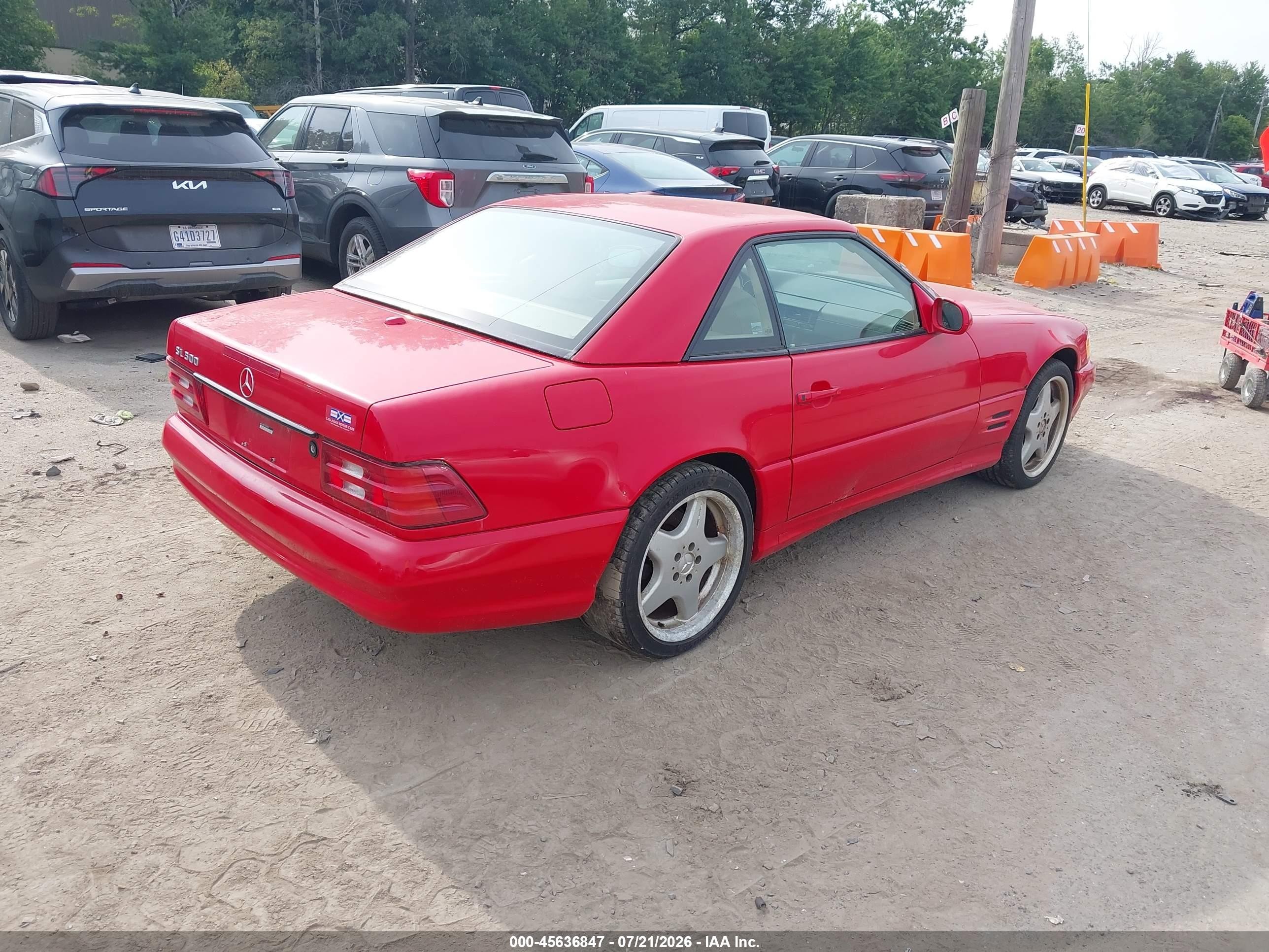 2002 Mercedes-benz Sl 500   Red vin: WDBFA68F02F204895