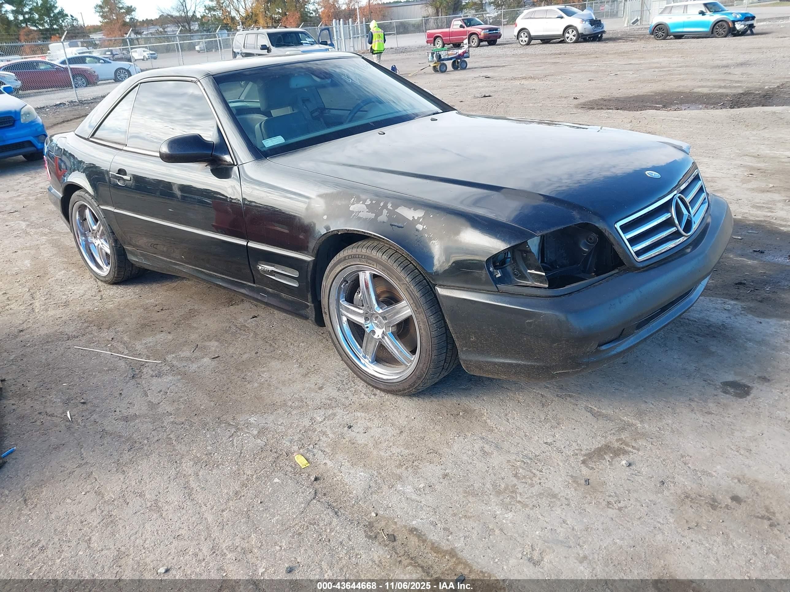 2002 Mercedes-benz Sl 500   Black vin: WDBFA68F02F204928