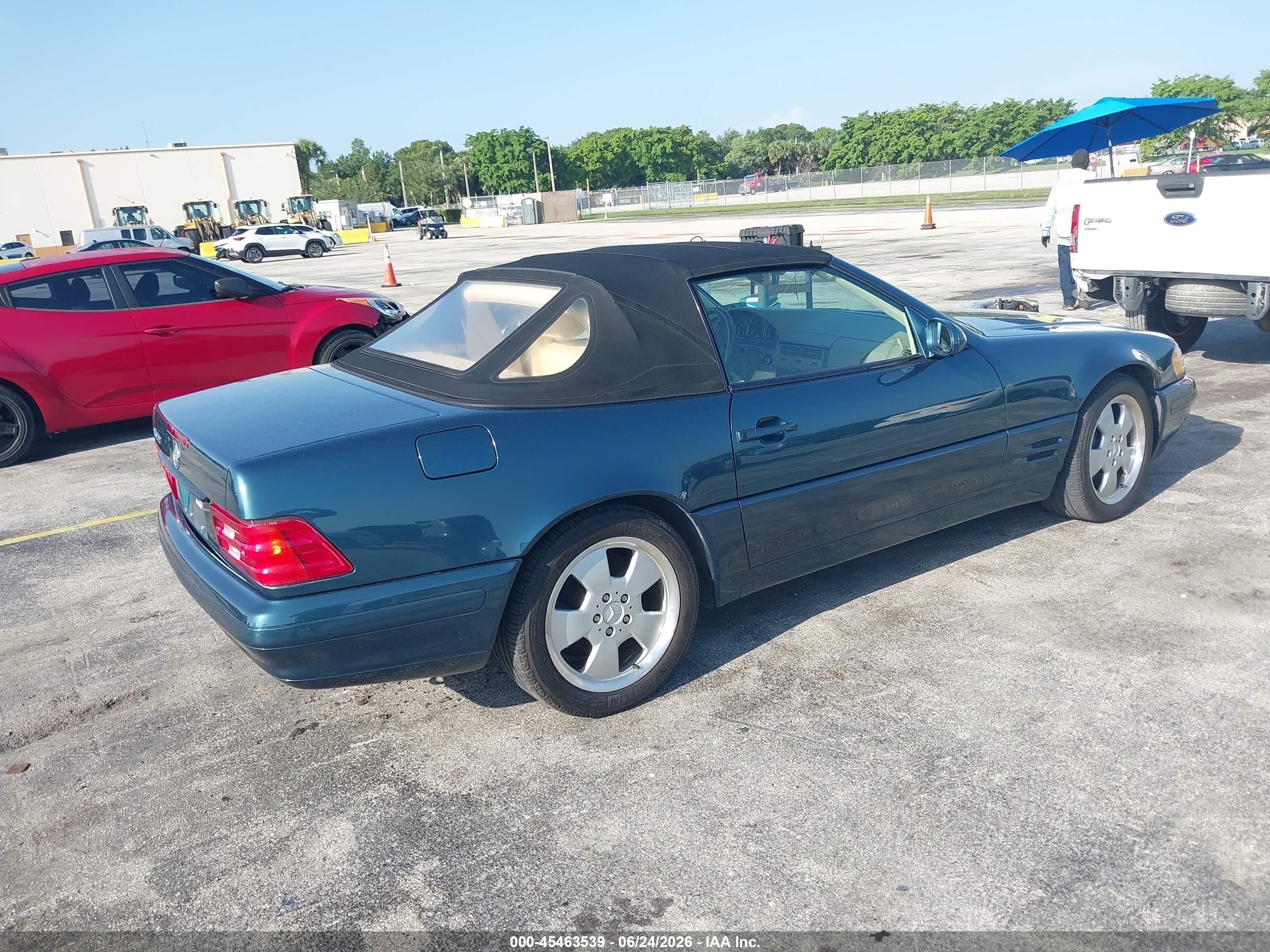 1999 Mercedes-benz Sl 500   Blue vin: WDBFA68F0XF185207