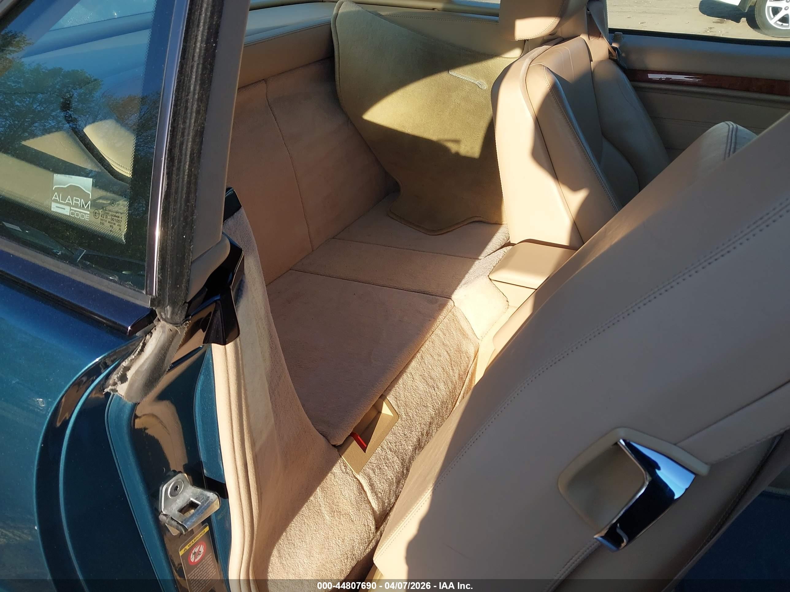 2000 Mercedes-benz Sl 500   Зеленый vin: WDBFA68F0YF189629