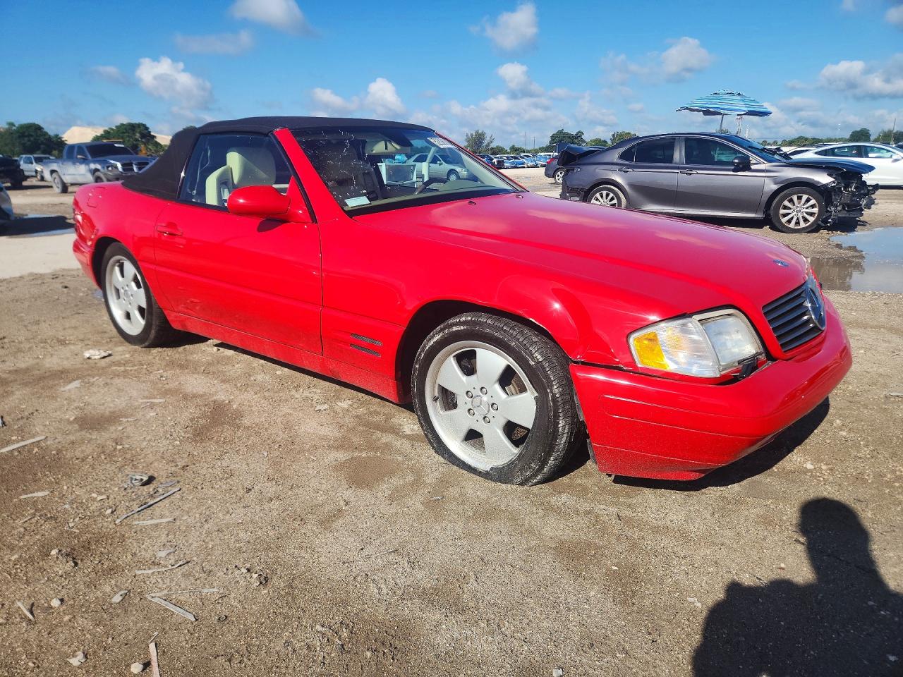 1999 Mercedes-benz Sl 500 Red vin: WDBFA68F1XF173809
