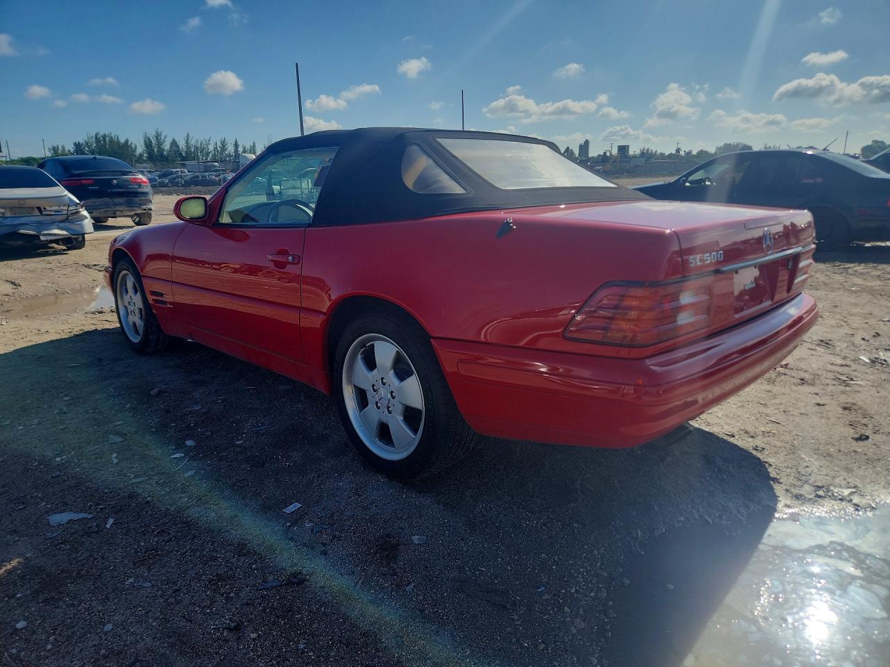 1999 Mercedes-benz Sl 500 Red vin: WDBFA68F1XF173809