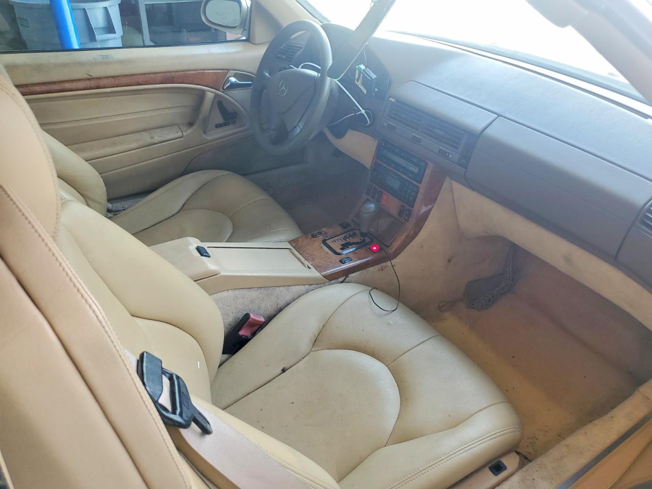 2000 Mercedes-benz Sl 500 Beige vin: WDBFA68F1YF189767