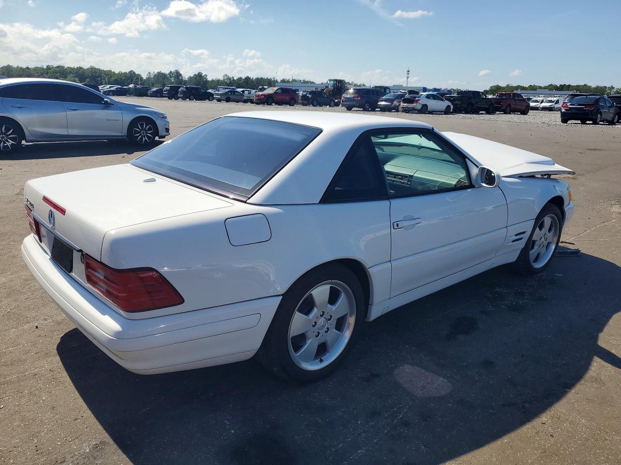 2000 Mercedes-benz Sl 500 White vin: WDBFA68F1YF190238