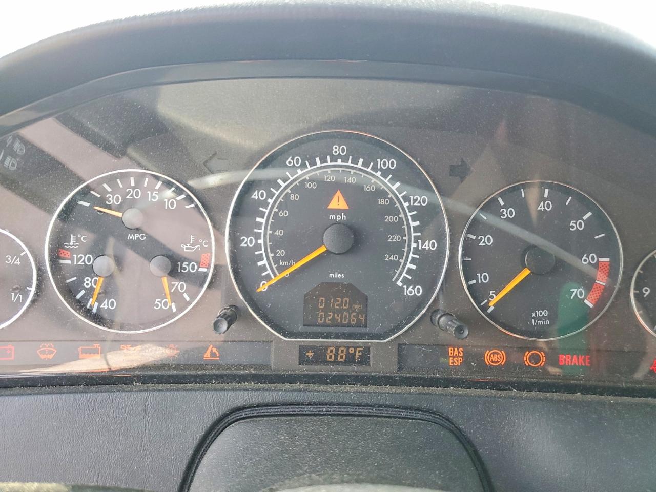 2001 Mercedes-benz Sl 500 Black vin: WDBFA68F21F198161