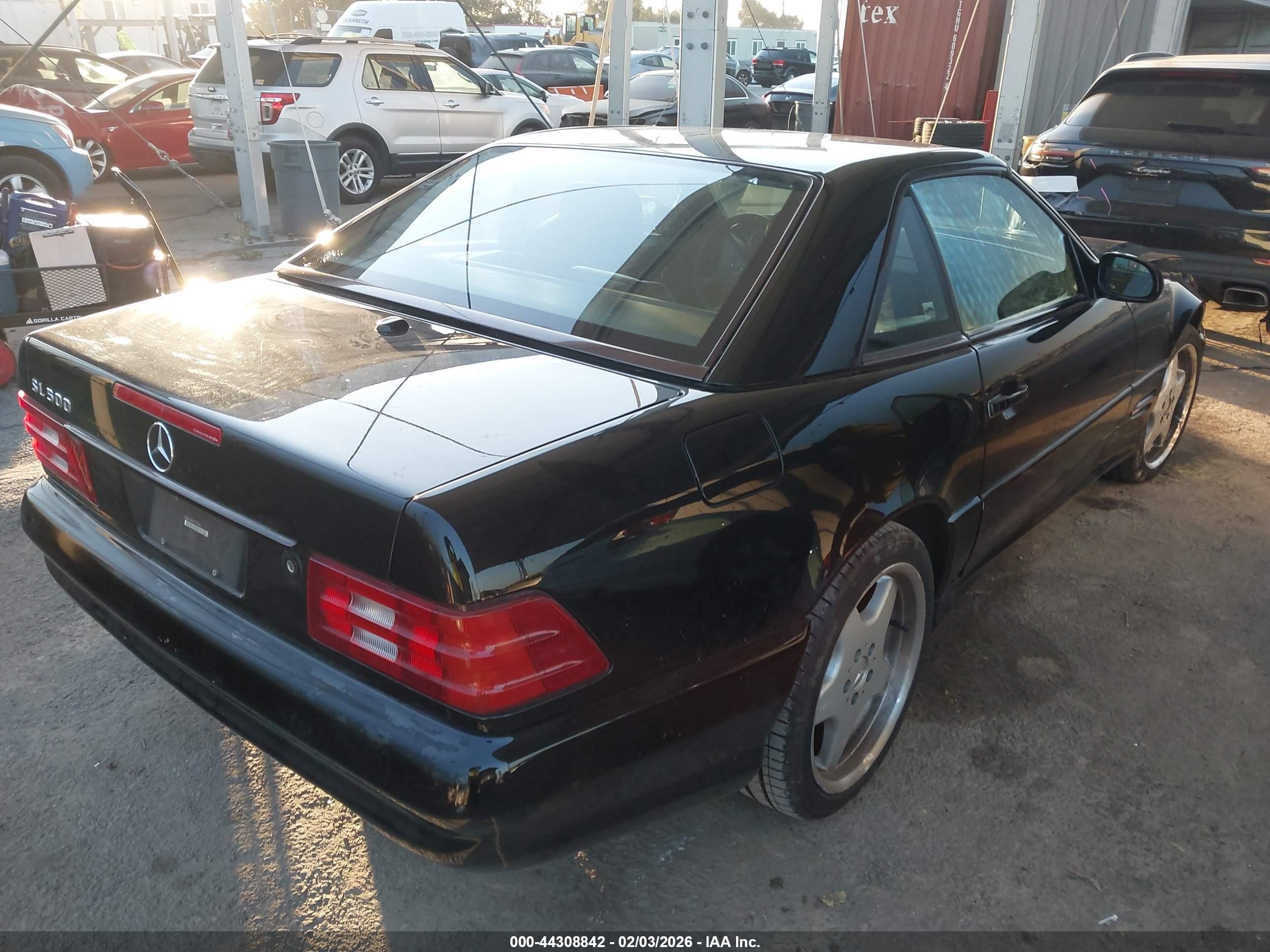 2000 Mercedes-benz Sl 500   Black vin: WDBFA68F2YF195402