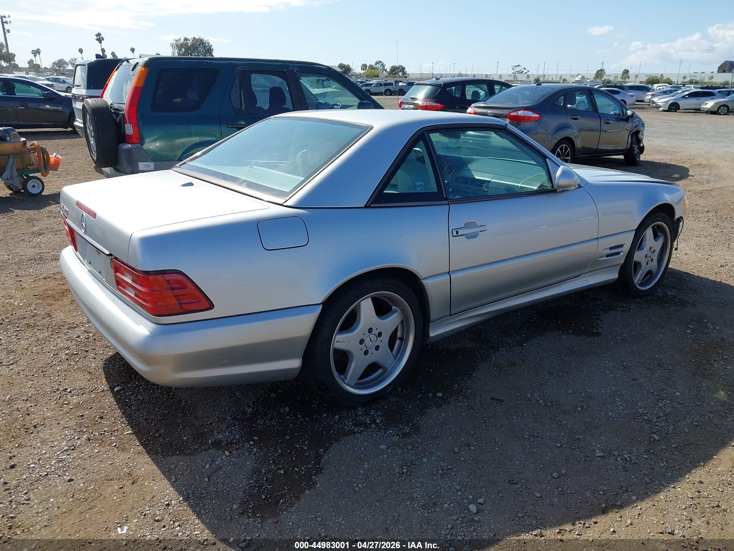 2001 Mercedes-benz Sl 500   Silver vin: WDBFA68F31F195639