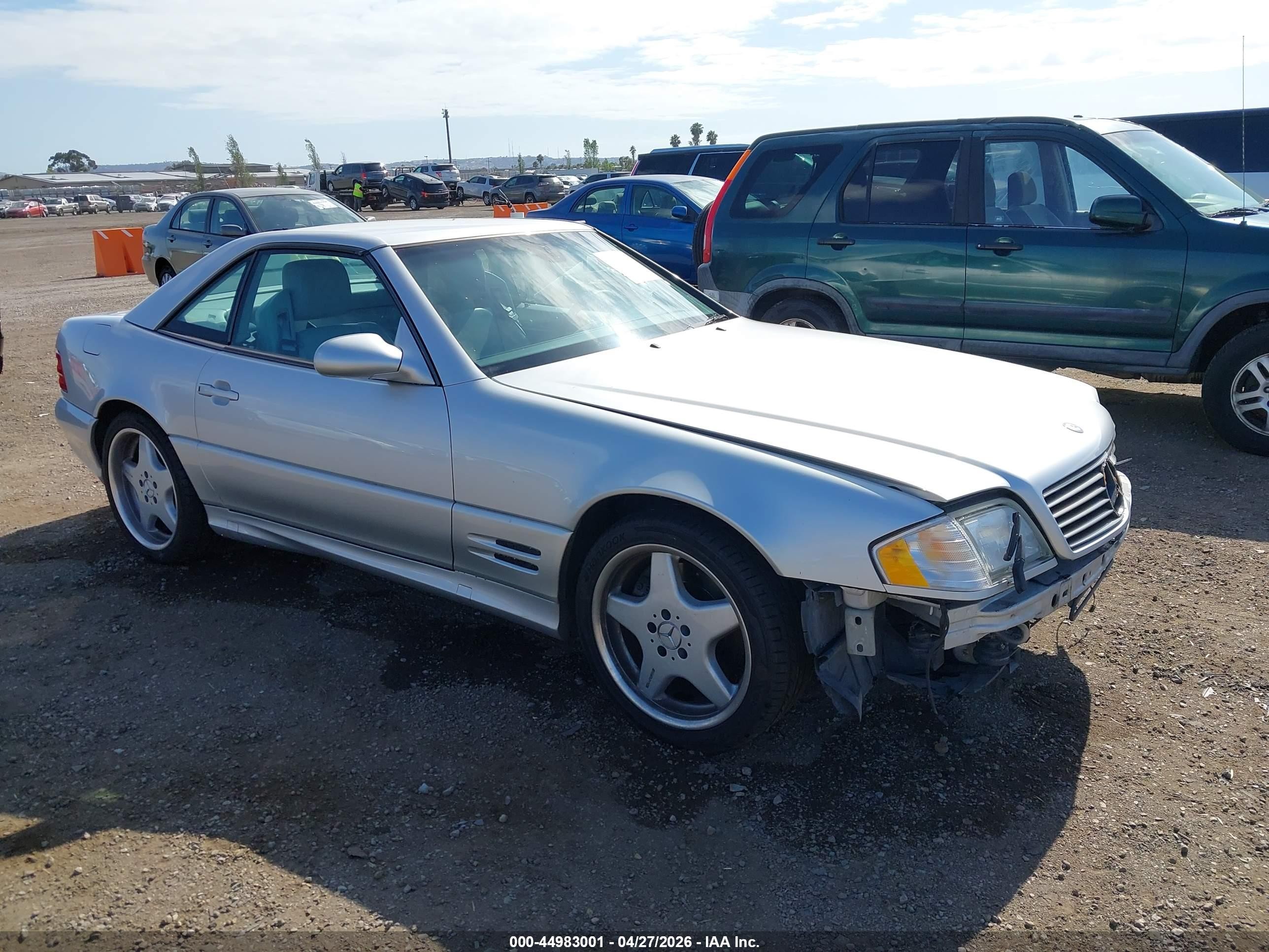 2001 Mercedes-benz Sl 500   Silver vin: WDBFA68F31F195639