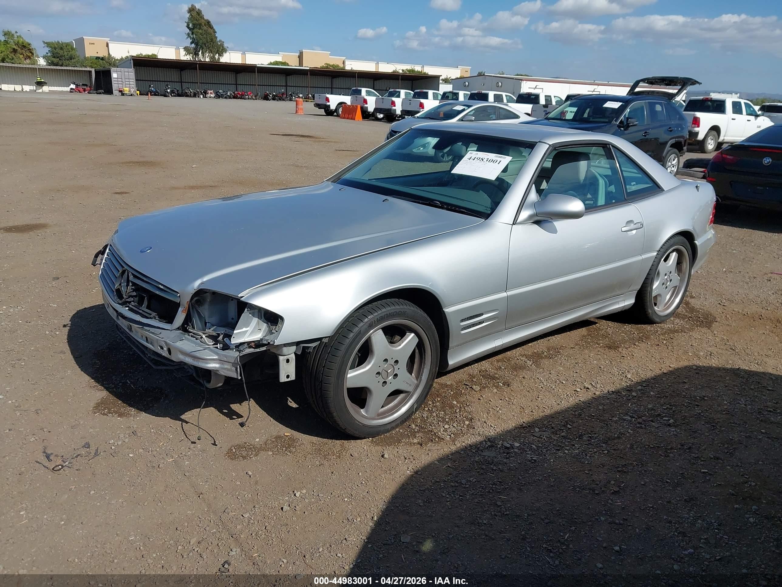 2001 Mercedes-benz Sl 500   Silver vin: WDBFA68F31F195639