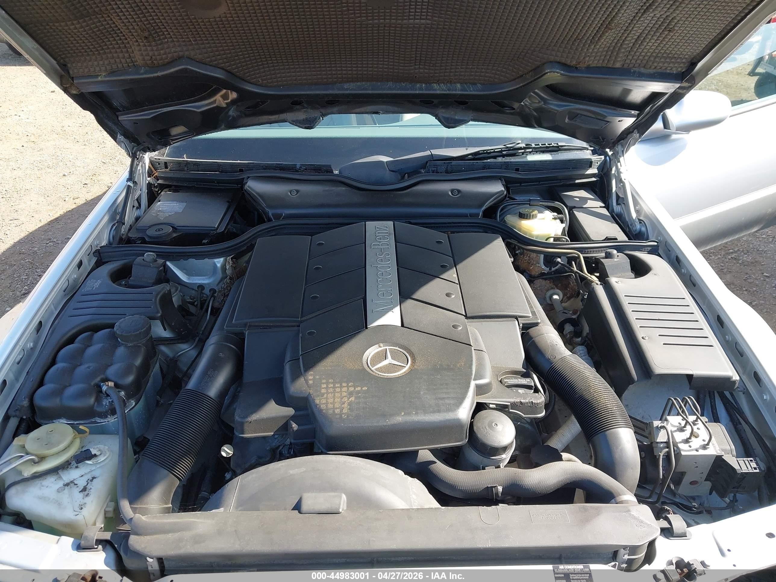 2001 Mercedes-benz Sl 500   Silver vin: WDBFA68F31F195639
