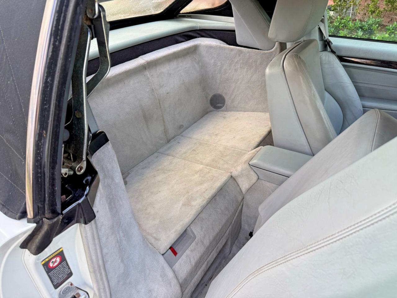 2001 Mercedes-benz Sl 500 White vin: WDBFA68F31F195740