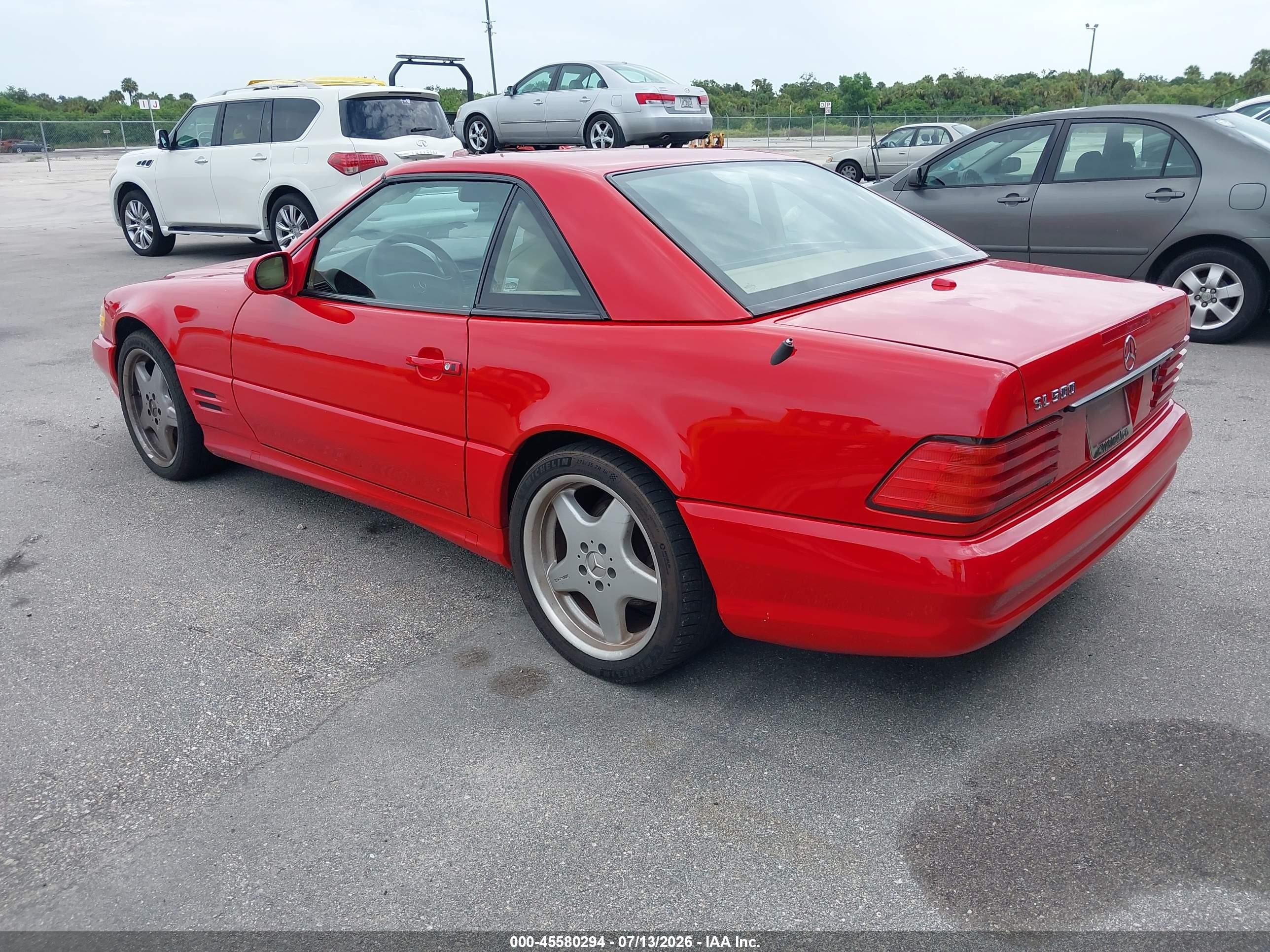 2002 Mercedes-benz Sl 500   Red vin: WDBFA68F32F201019