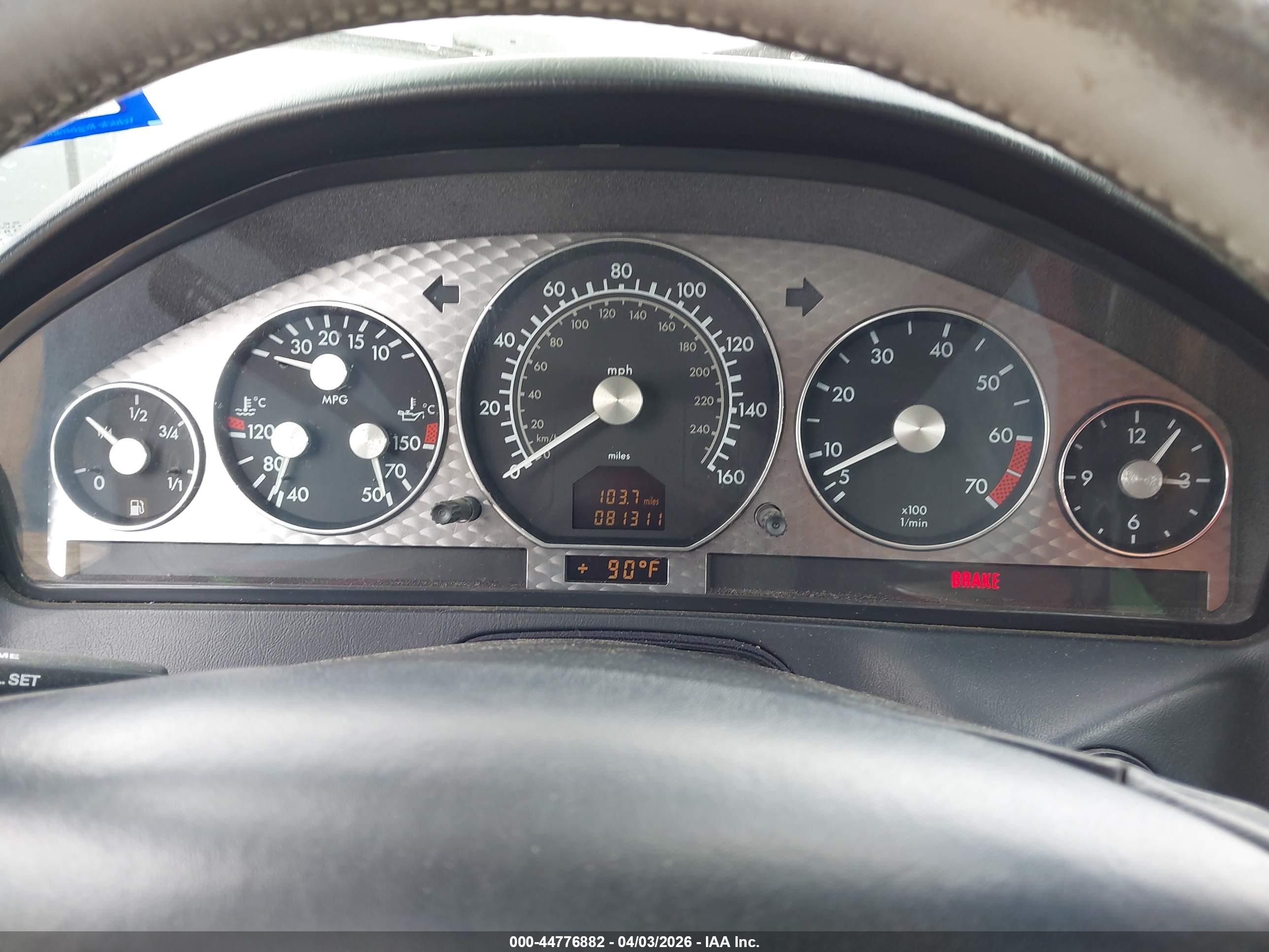 2002 Mercedes-benz Sl 500   Silver vin: WDBFA68F32F203885