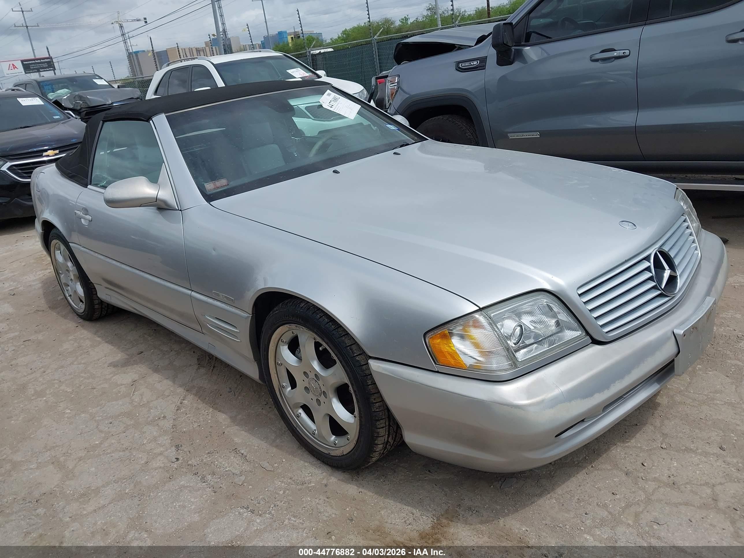 2002 Mercedes-benz Sl 500   Silver vin: WDBFA68F32F203885
