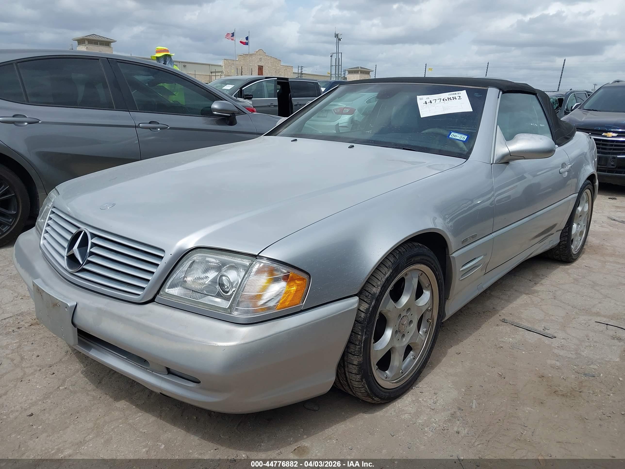 2002 Mercedes-benz Sl 500   Silver vin: WDBFA68F32F203885