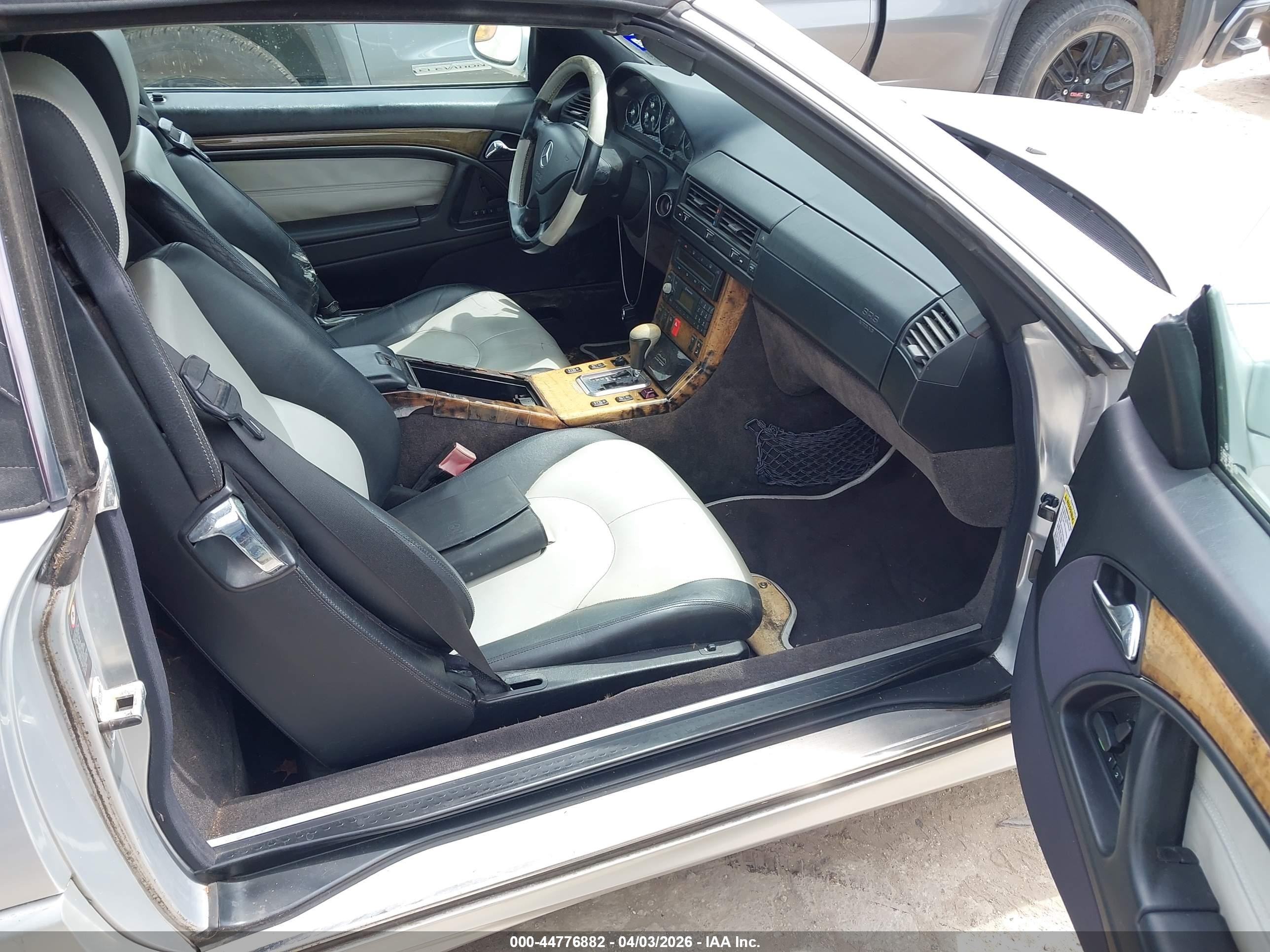 2002 Mercedes-benz Sl 500   Silver vin: WDBFA68F32F203885