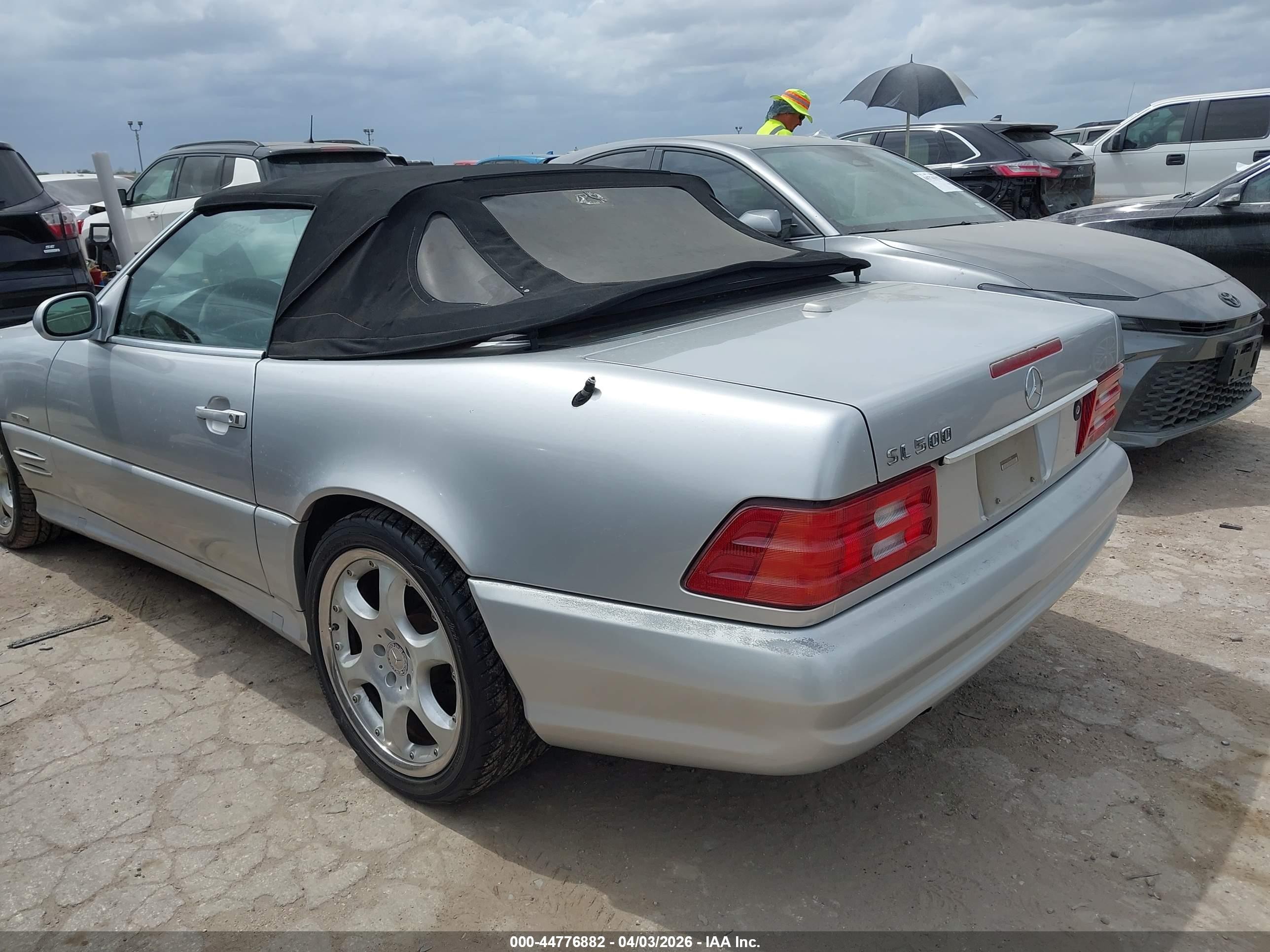 2002 Mercedes-benz Sl 500   Silver vin: WDBFA68F32F203885
