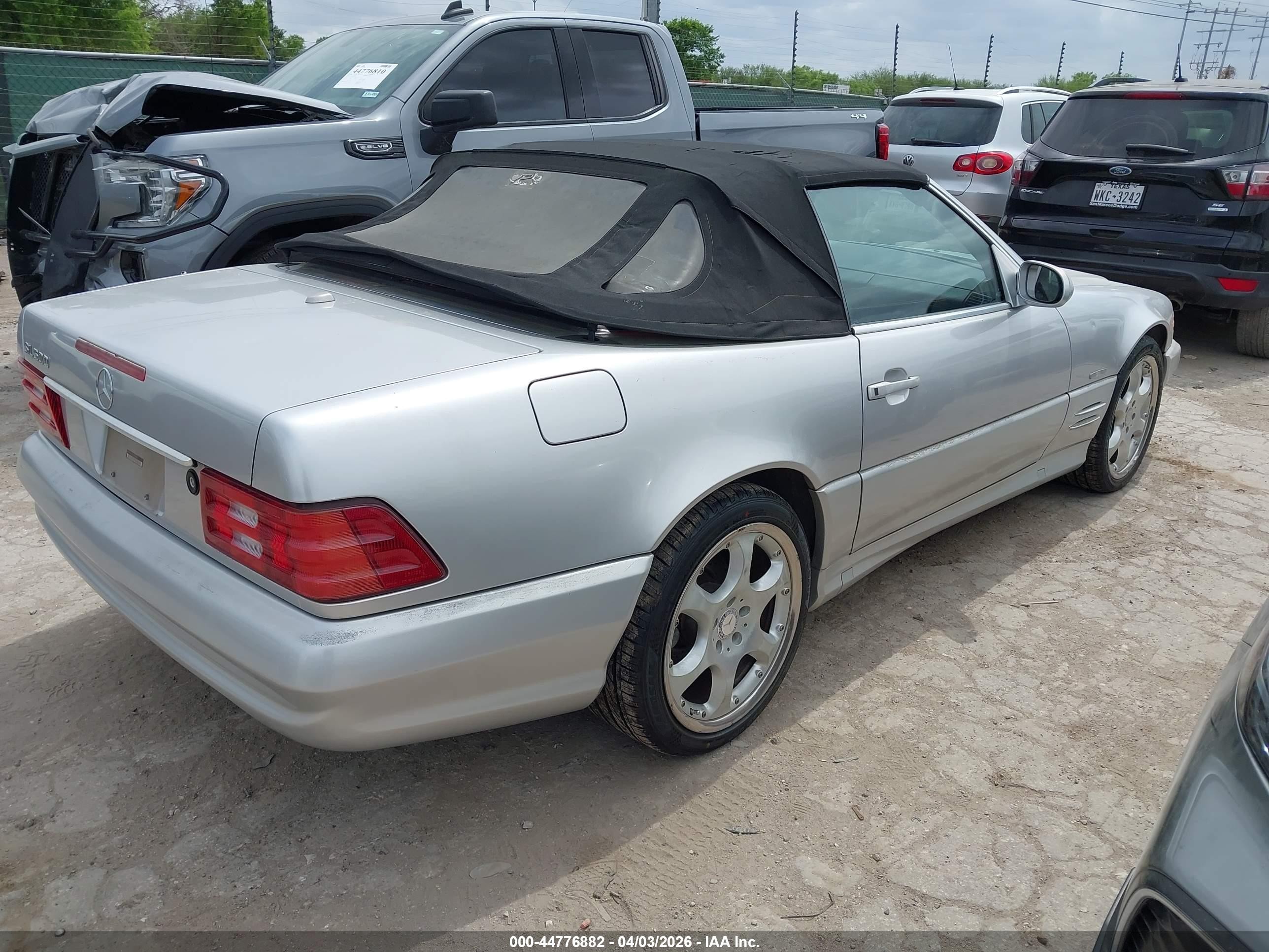 2002 Mercedes-benz Sl 500   Silver vin: WDBFA68F32F203885