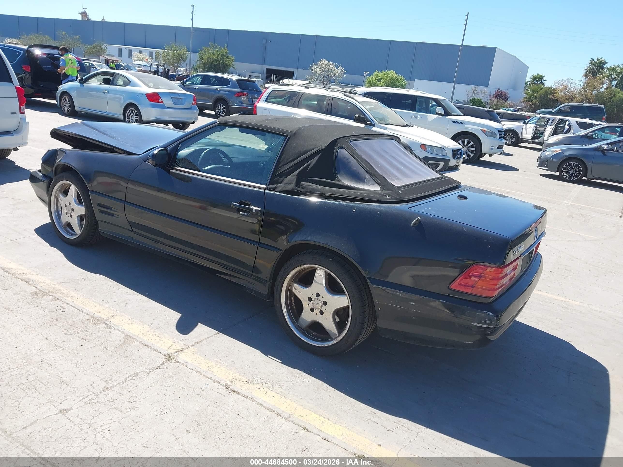 2001 Mercedes-benz Sl 500   Black vin: WDBFA68F41F200573