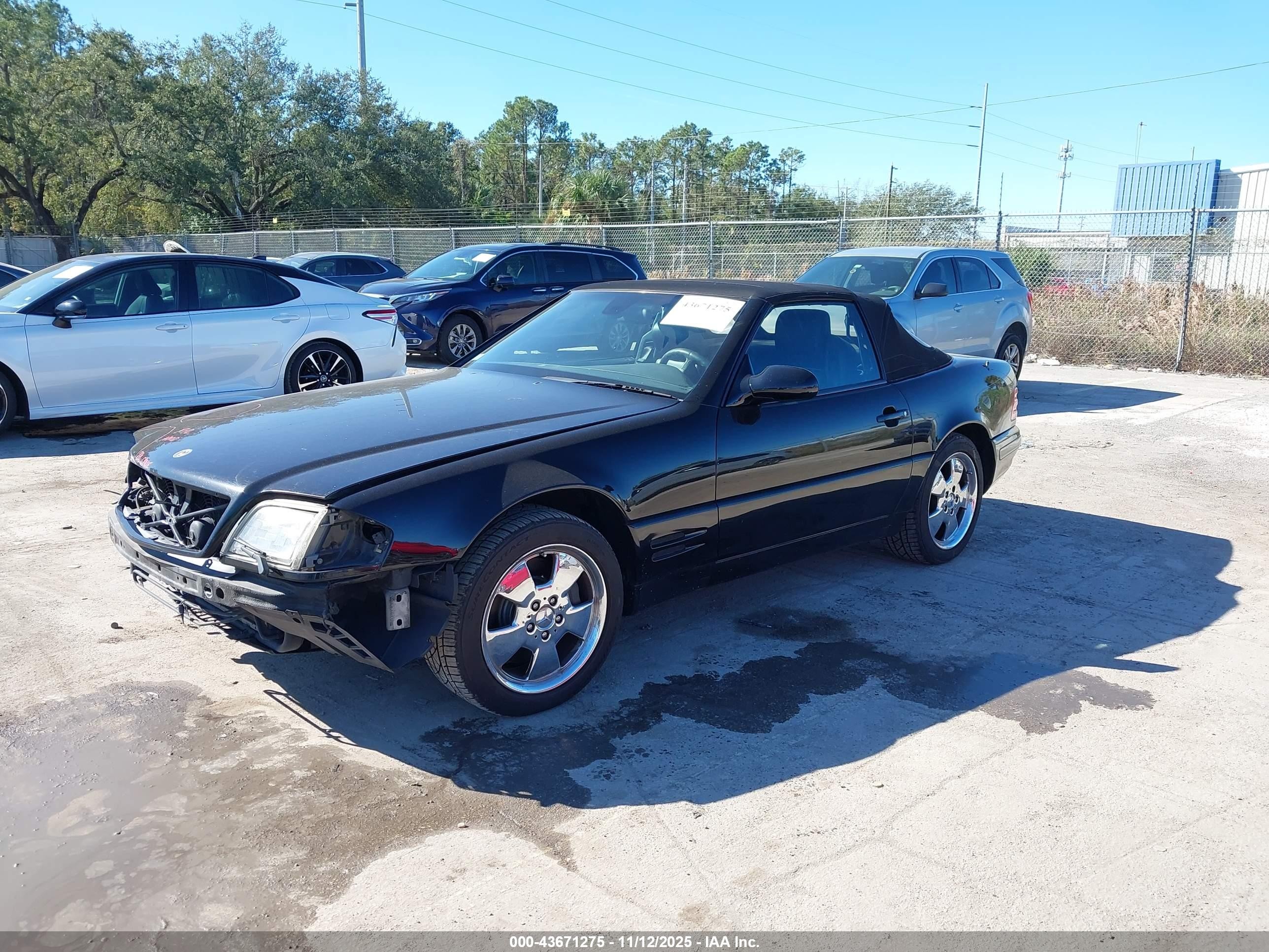 2000 Mercedes-benz Sl 500   Black vin: WDBFA68F4YF188855