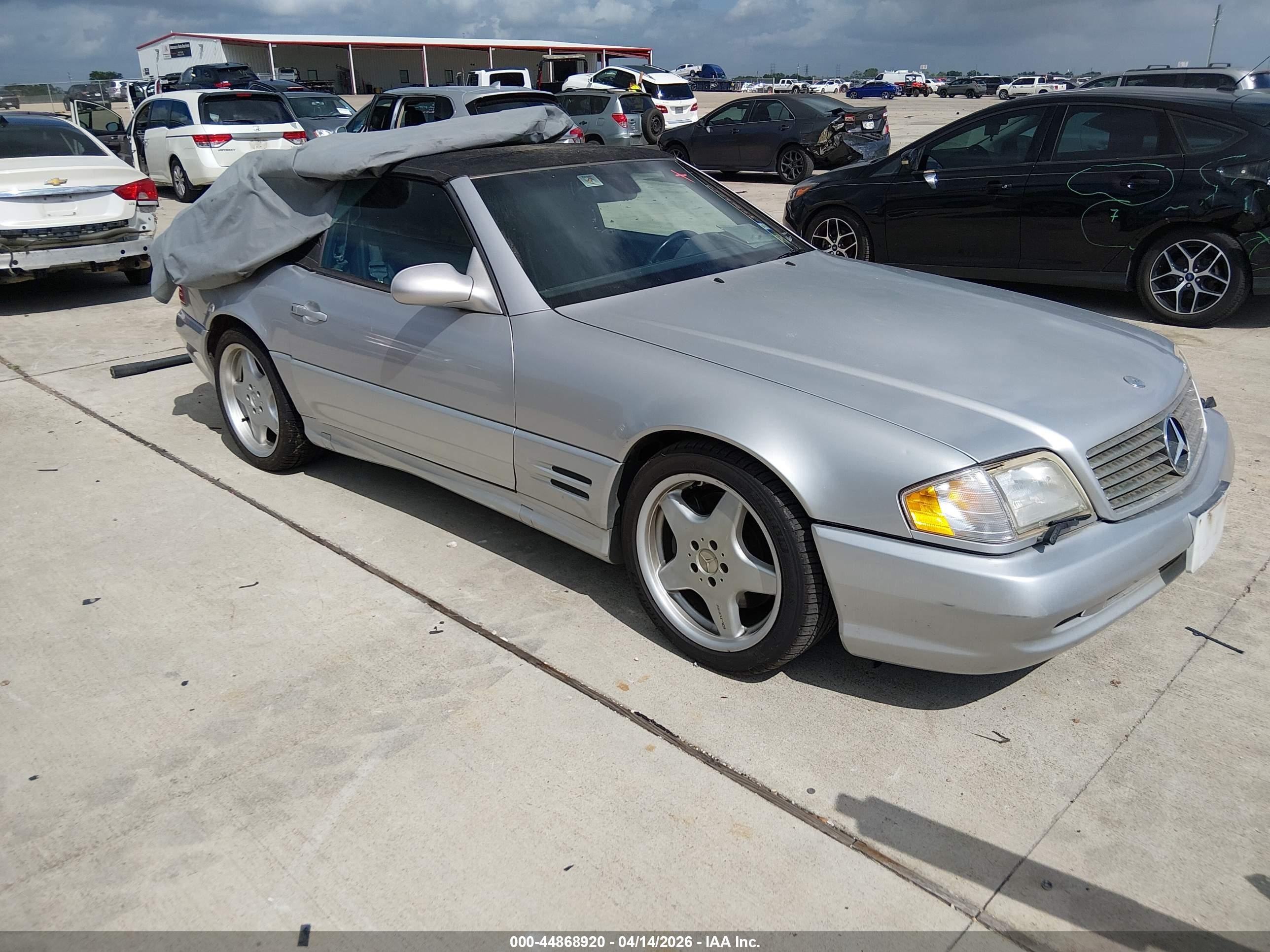 2001 Mercedes-benz Sl 500   Серебряный vin: WDBFA68F51F198543