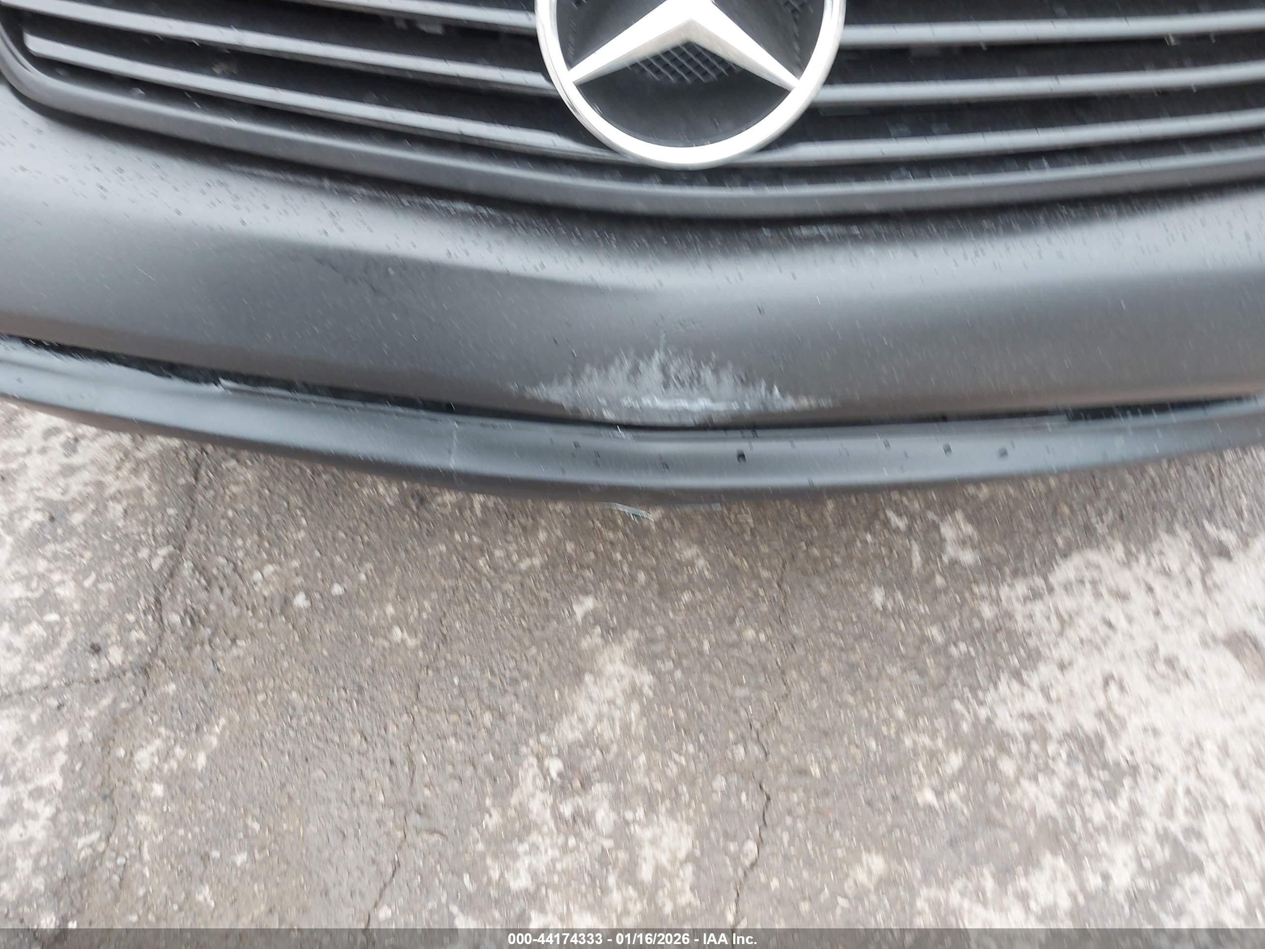 2002 Mercedes-benz Sl 500   Black vin: WDBFA68F52F201801