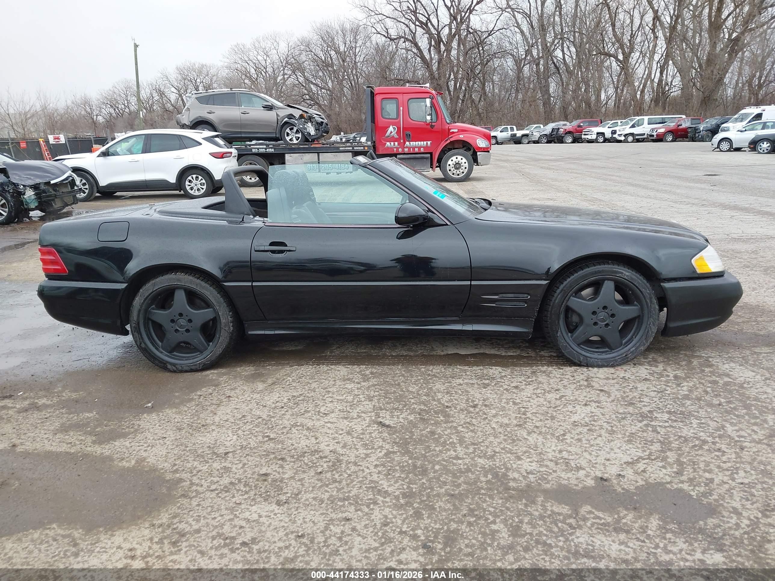 2002 Mercedes-benz Sl 500   Black vin: WDBFA68F52F201801