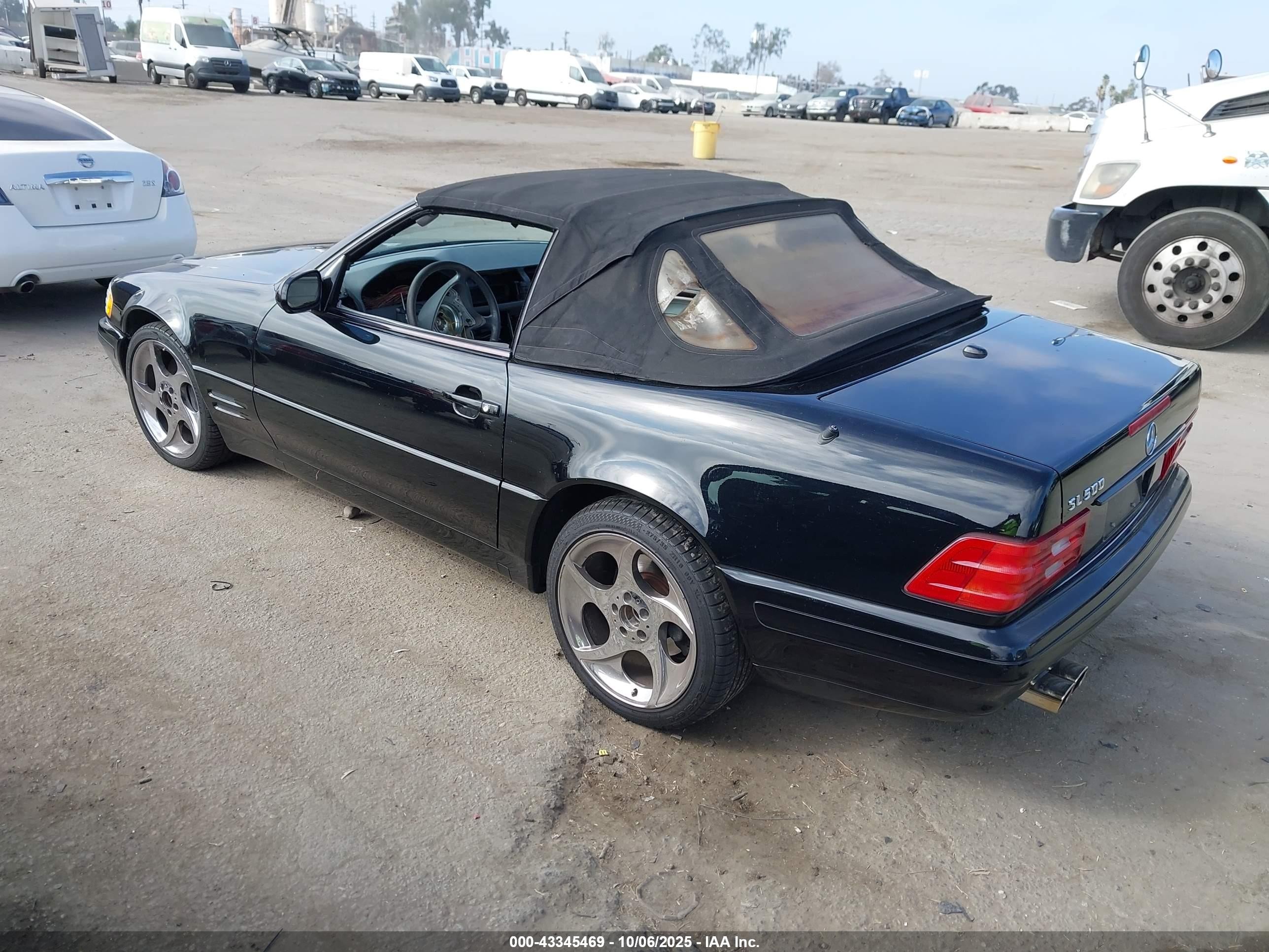 2000 Mercedes-benz Sl 500   Черный vin: WDBFA68F6YF189859