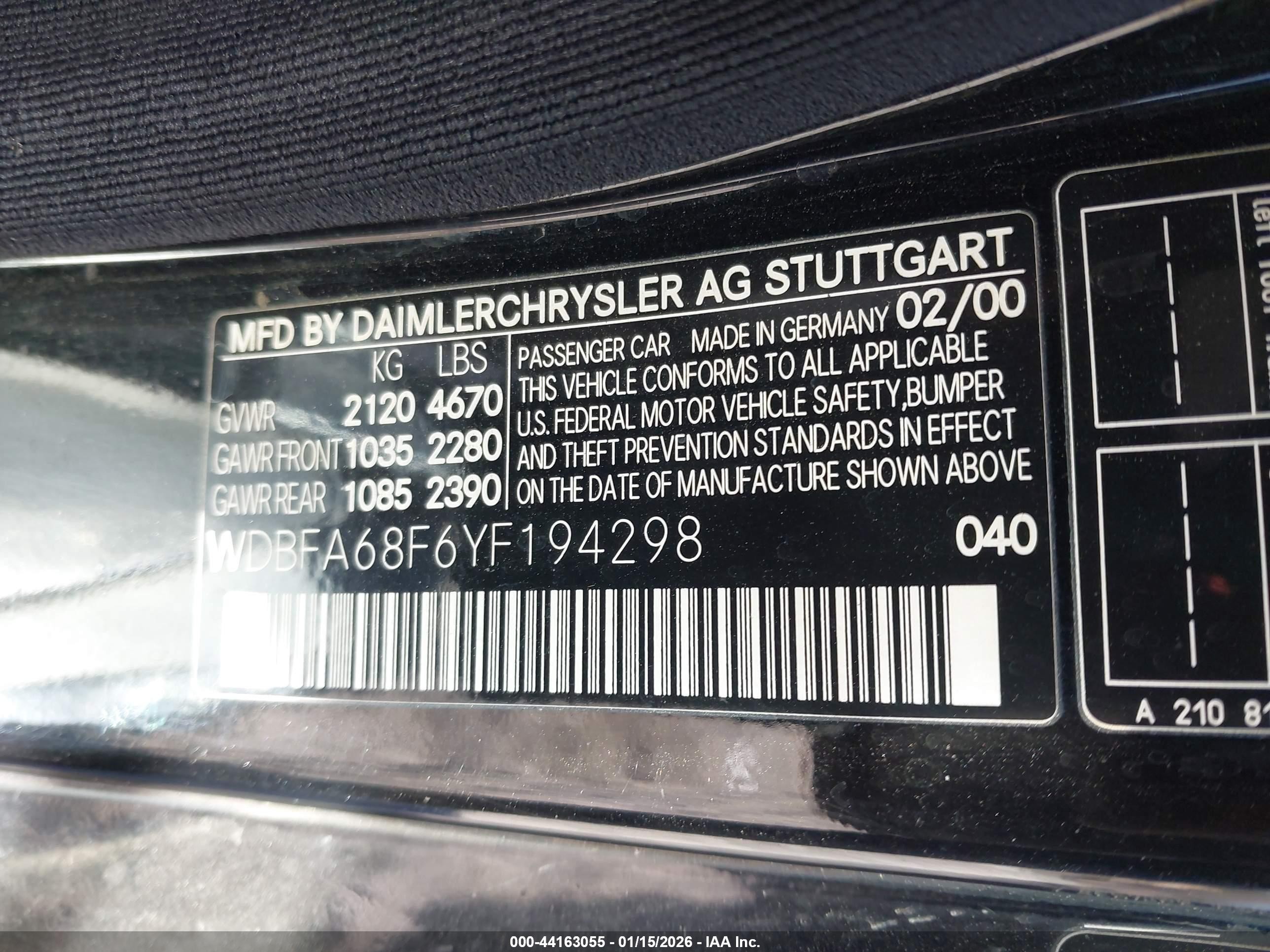 2000 Mercedes-benz Sl 500   White vin: WDBFA68F6YF194298