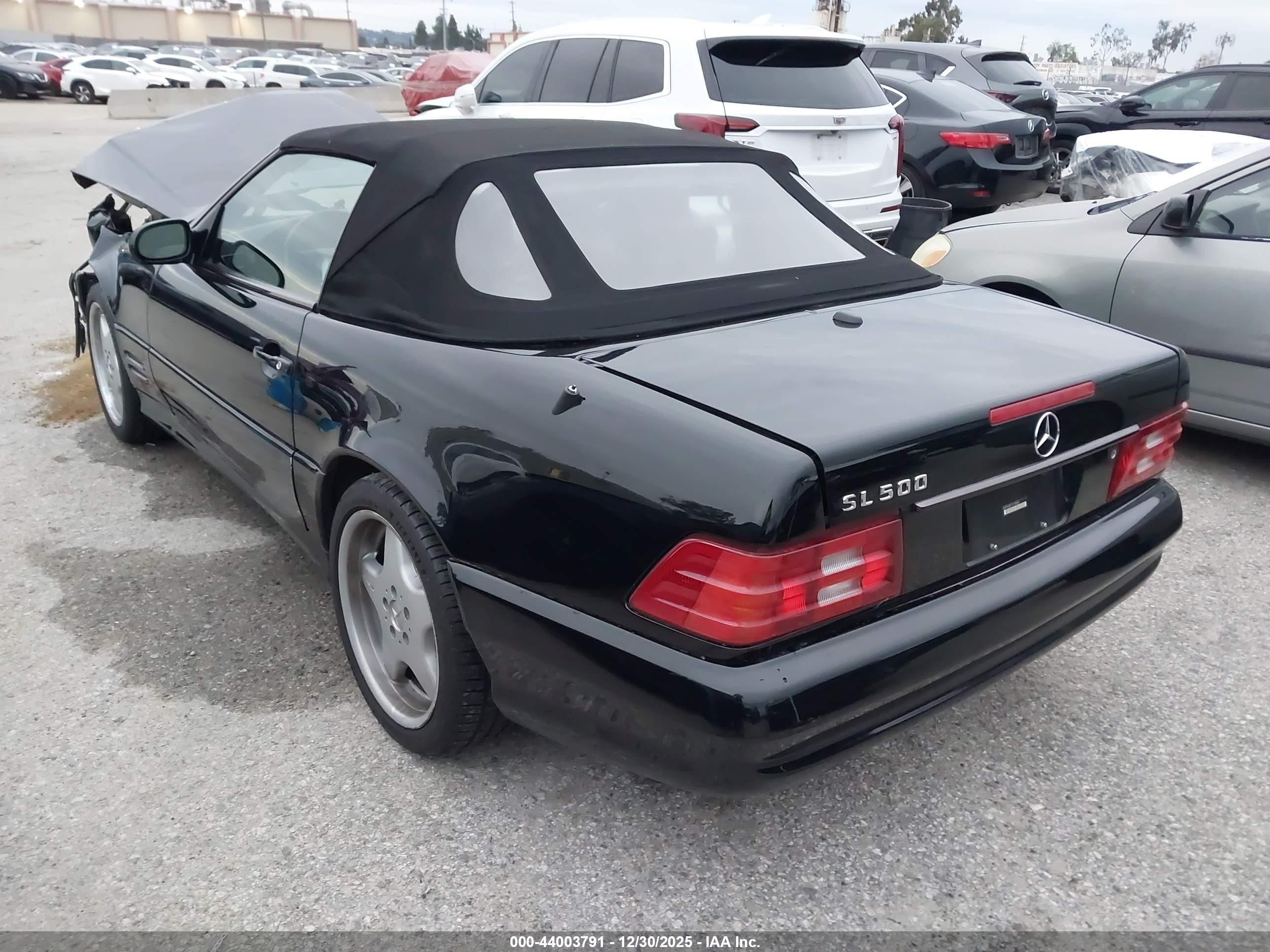 2001 Mercedes-benz Sl 500   Black vin: WDBFA68F71F195868