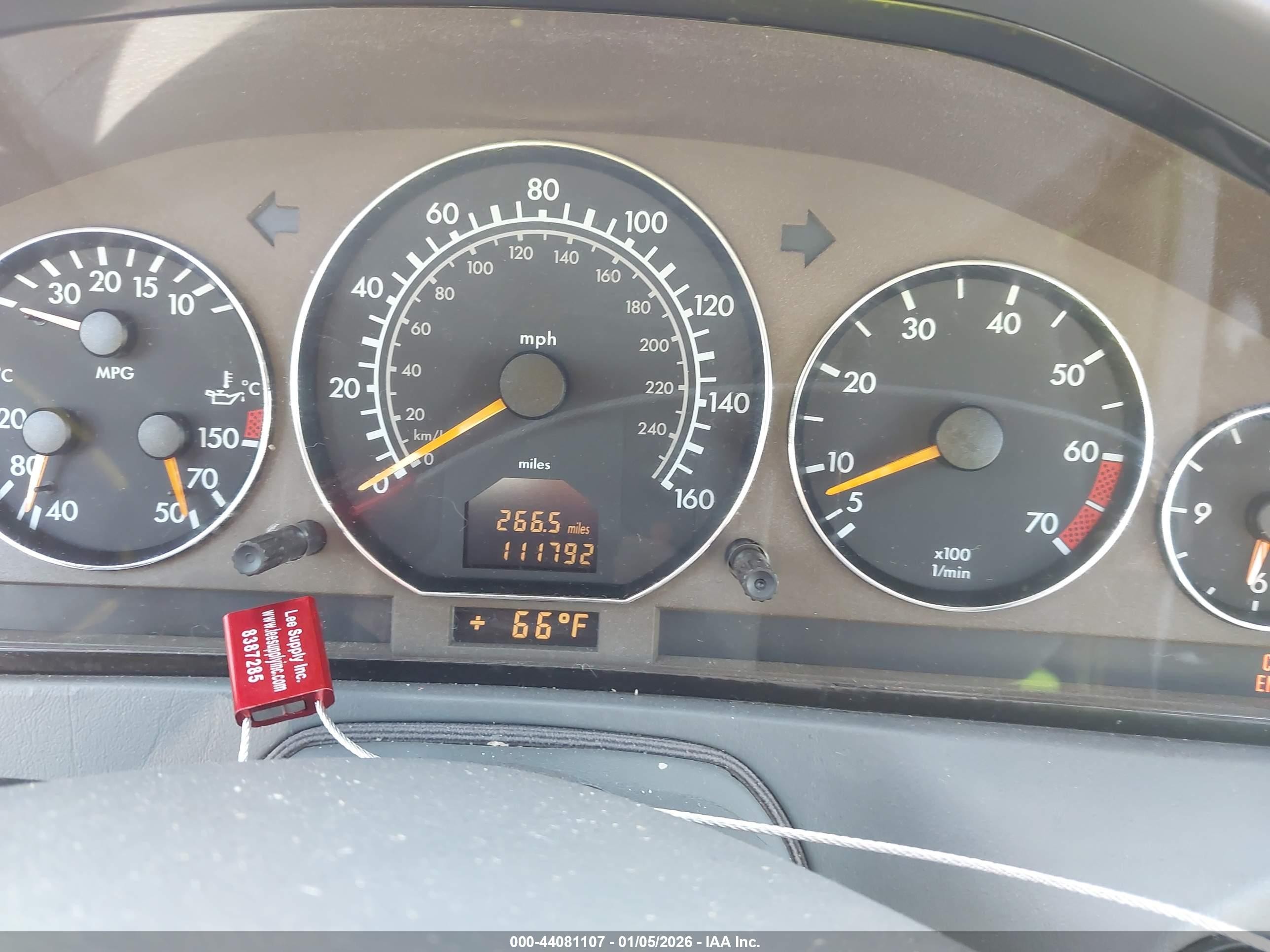 2001 Mercedes-benz Sl 500   Gray vin: WDBFA68F71F200020