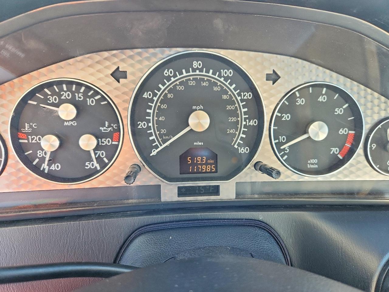 2002 Mercedes-benz Sl 500 Silver vin: WDBFA68F72F204506