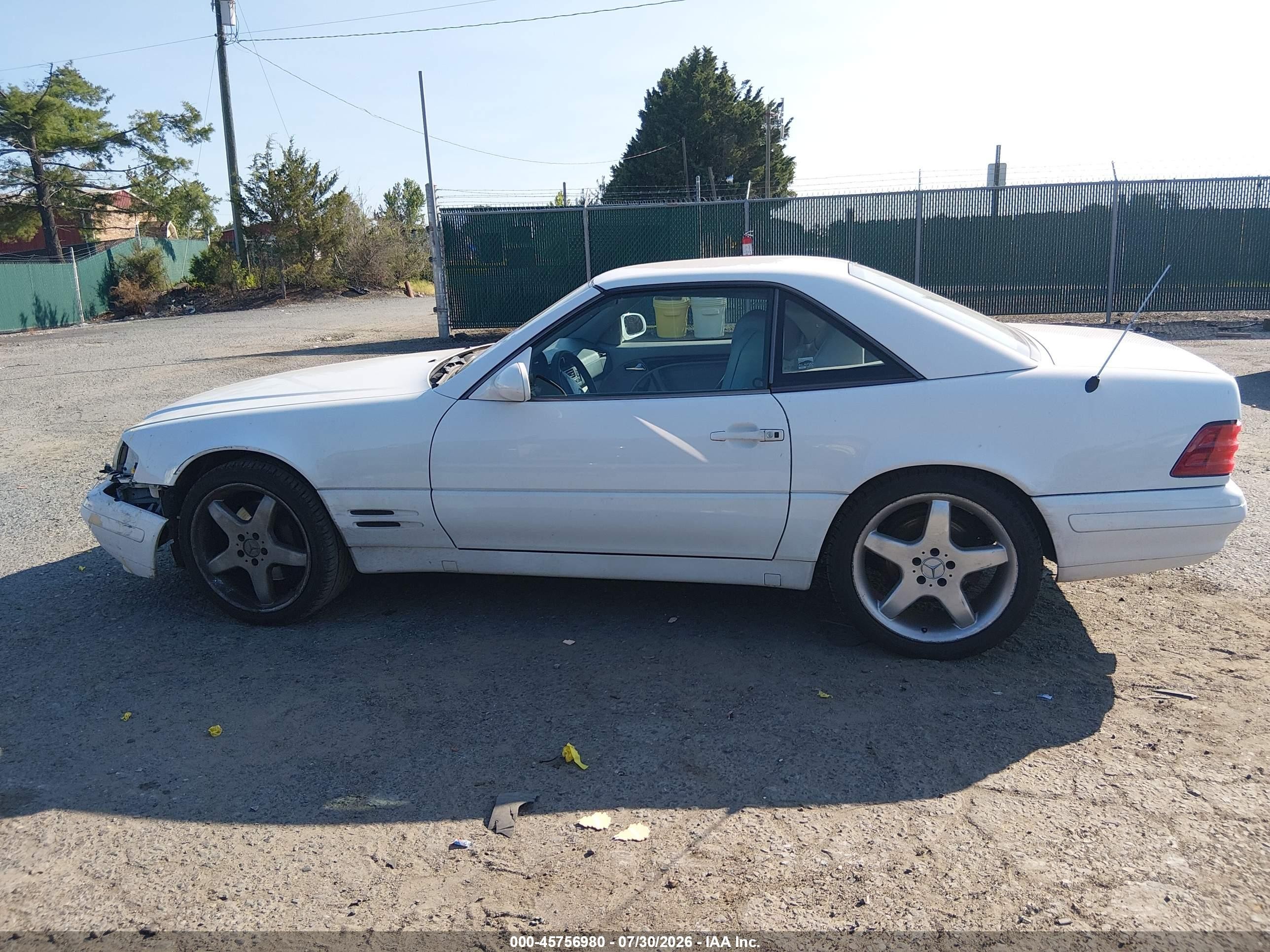 1999 Mercedes-benz Sl 500 White vin: WDBFA68F7XF187830