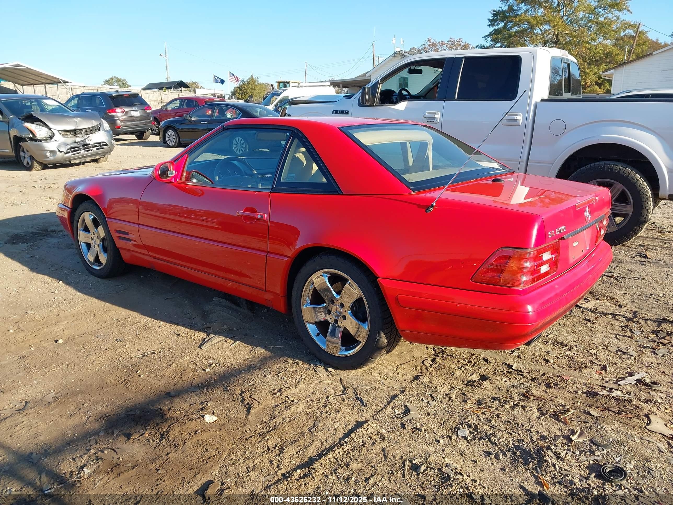 2000 Mercedes-benz Sl 500   Красный vin: WDBFA68F7YF190261
