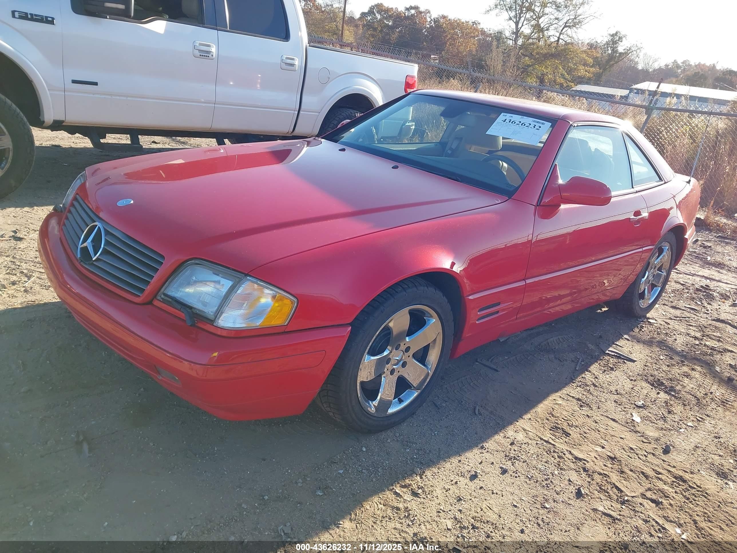 2000 Mercedes-benz Sl 500   Красный vin: WDBFA68F7YF190261