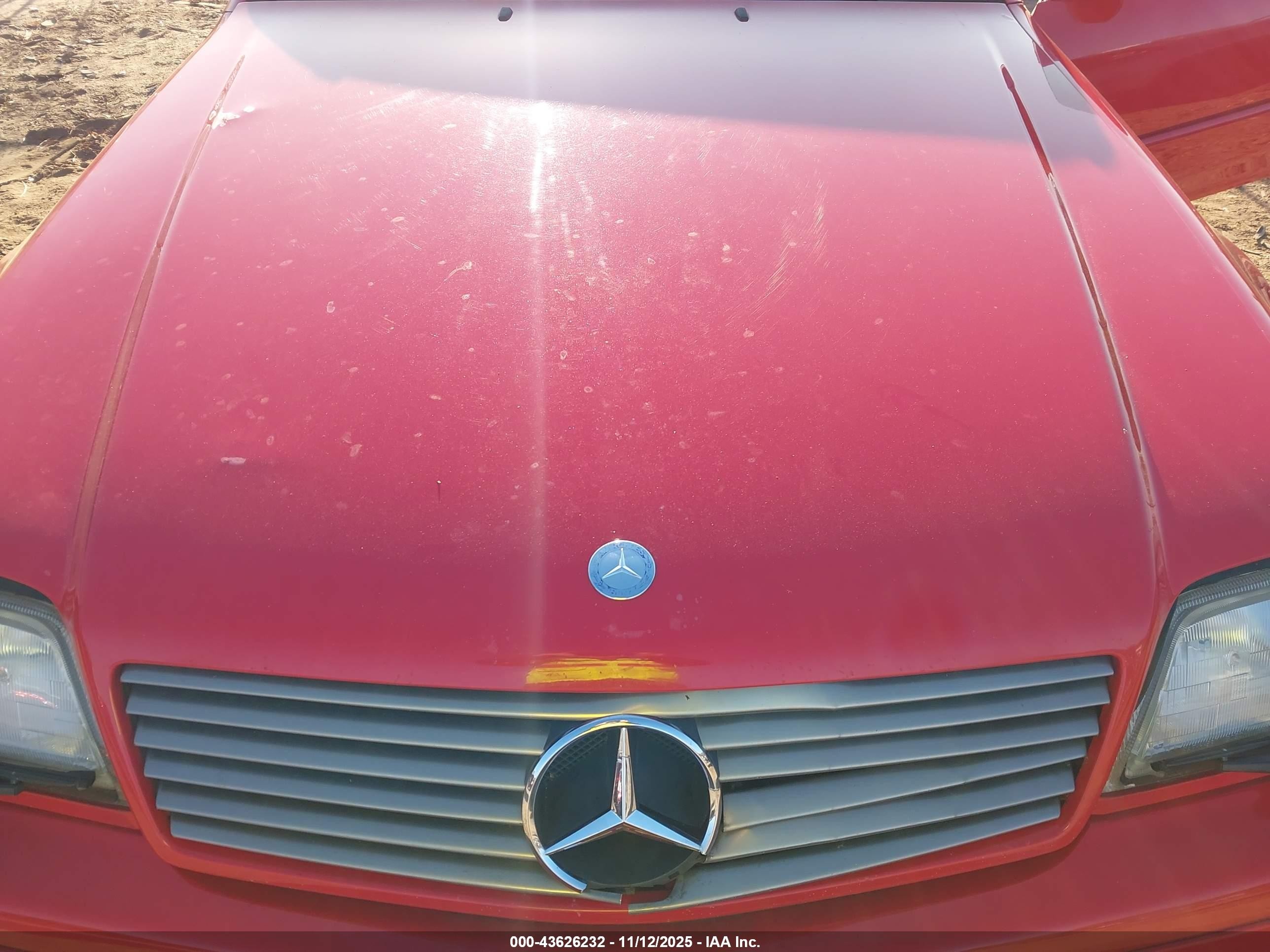 2000 Mercedes-benz Sl 500   Красный vin: WDBFA68F7YF190261