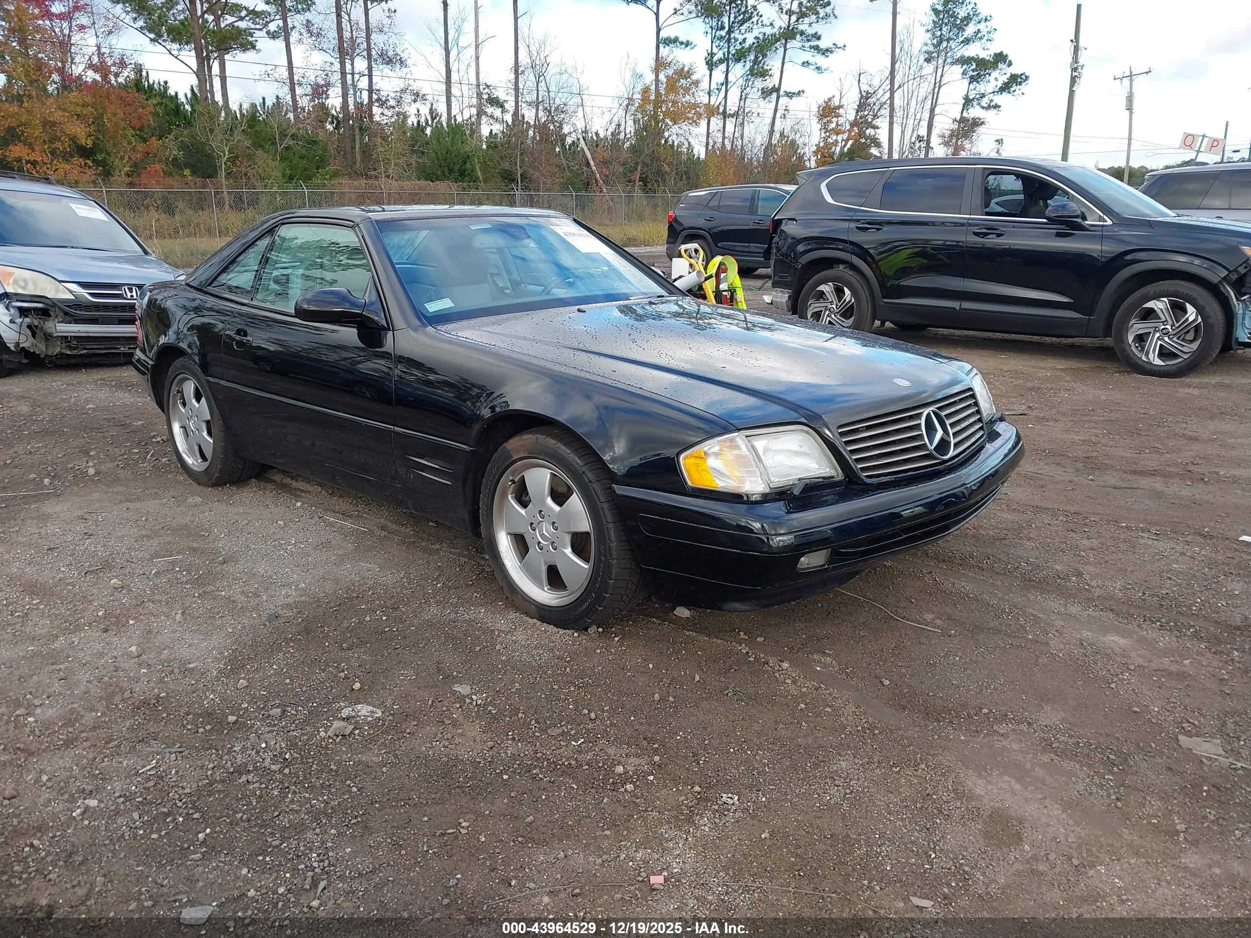 2000 Mercedes-benz Sl 500   Черный vin: WDBFA68F7YF190454