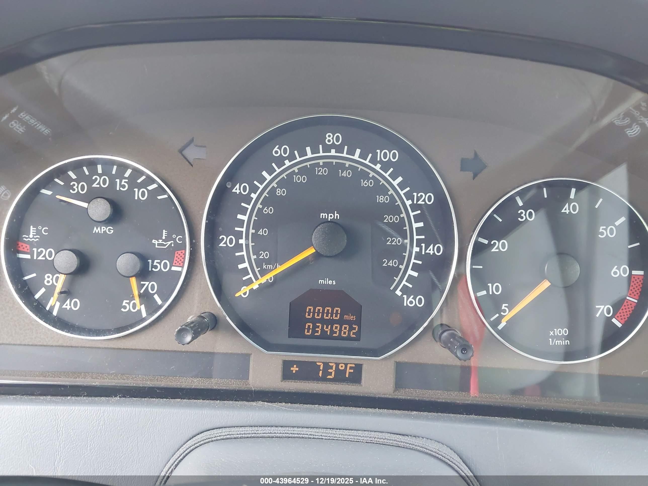 2000 Mercedes-benz Sl 500   Черный vin: WDBFA68F7YF190454