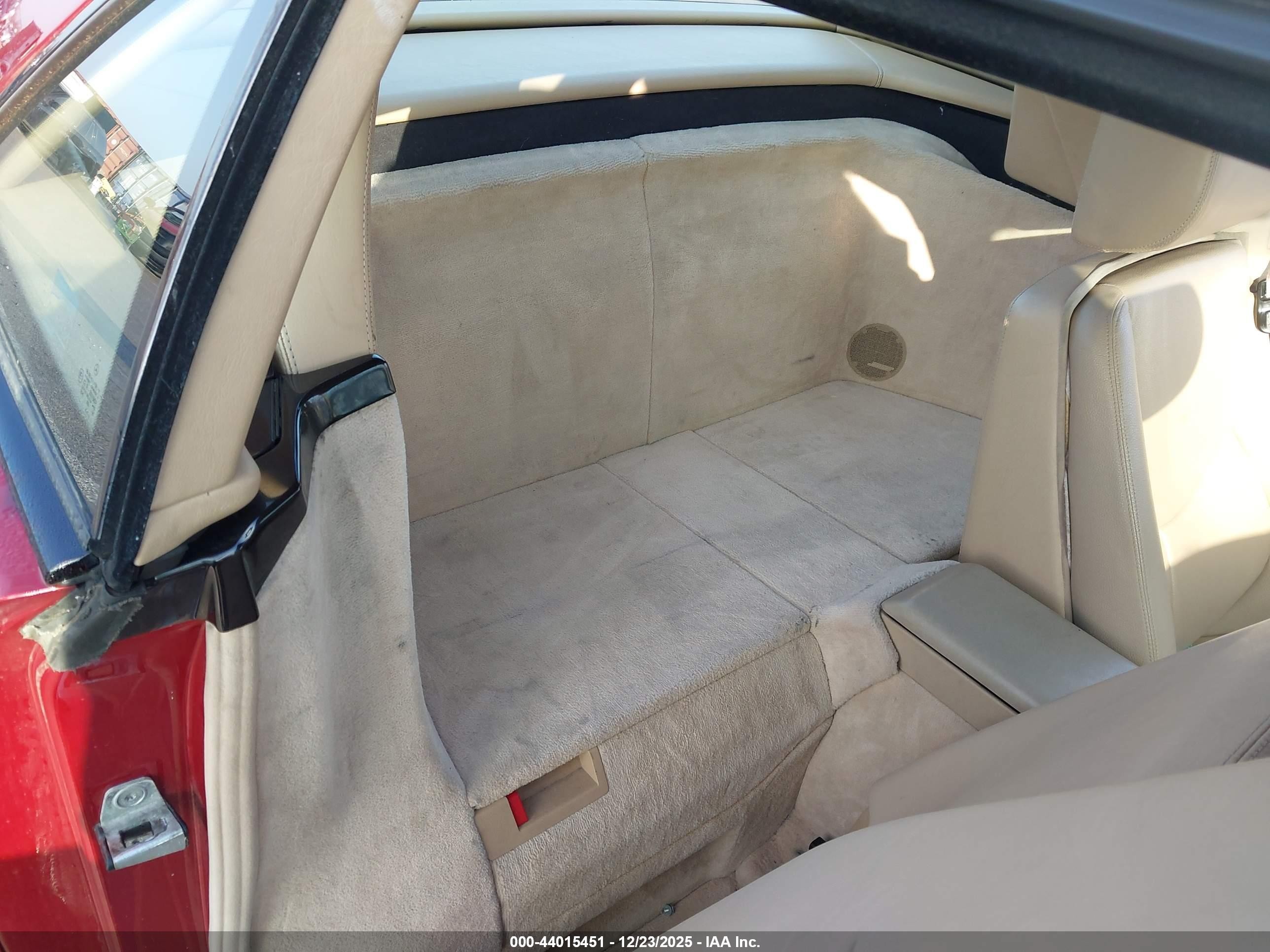 2000 Mercedes-benz Sl 500   Red vin: WDBFA68F7YF191037