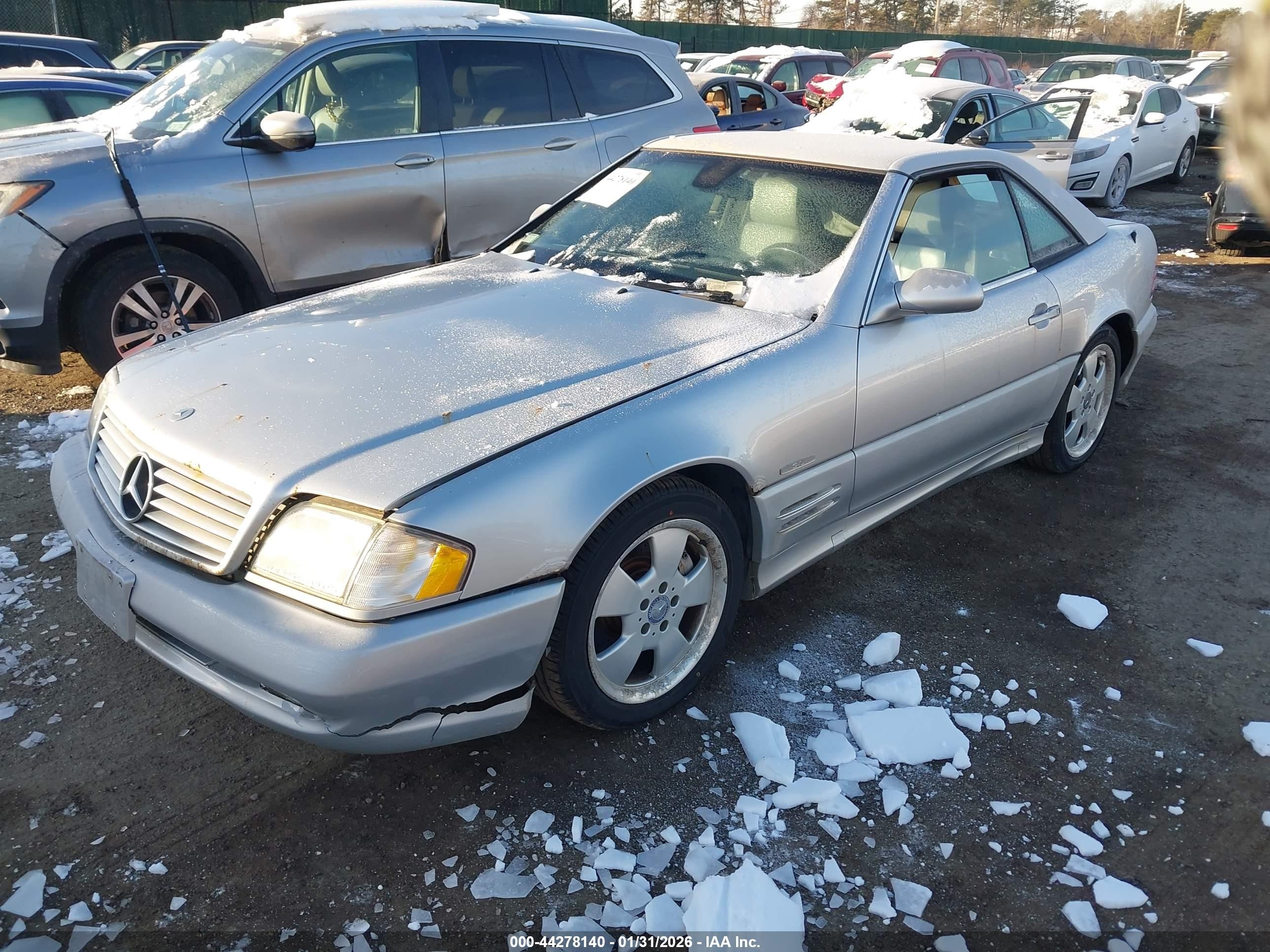 2002 Mercedes-benz Sl 500   Silver vin: WDBFA68F82F204434