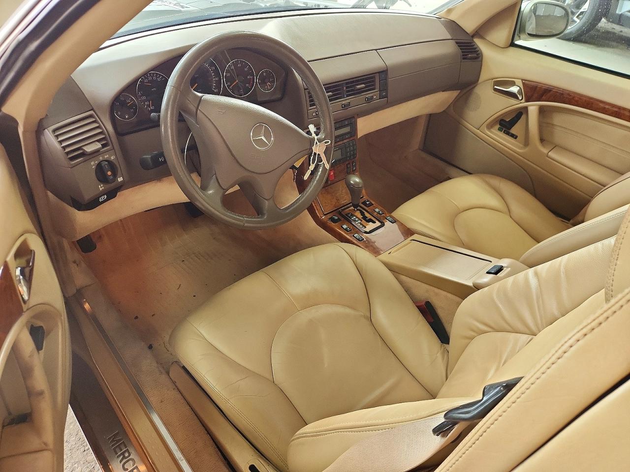 1999 Mercedes-benz Sl 500 Gold vin: WDBFA68F8XF186637