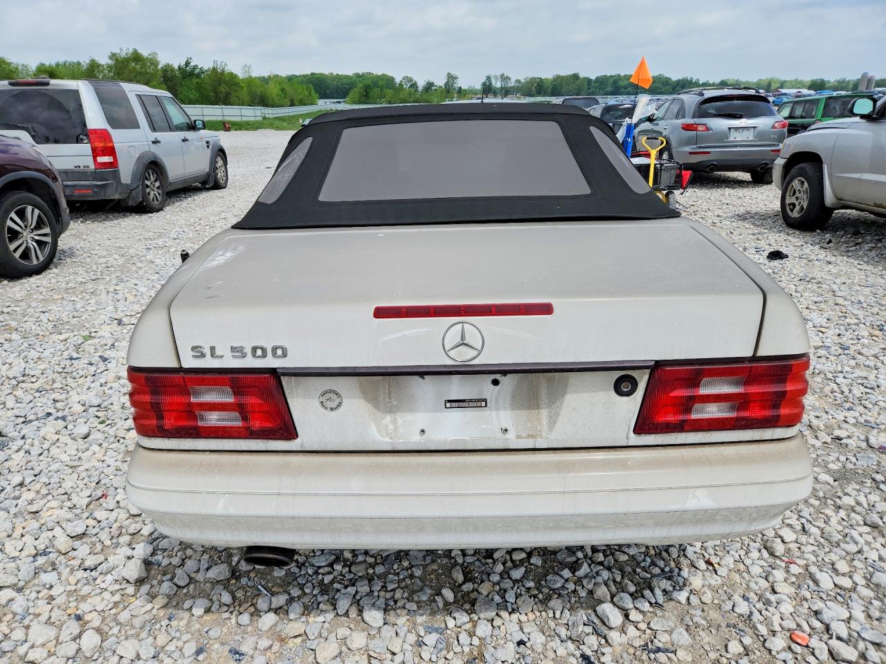 1999 Mercedes-benz Sl500 White vin: WDBFA68F8XF186752